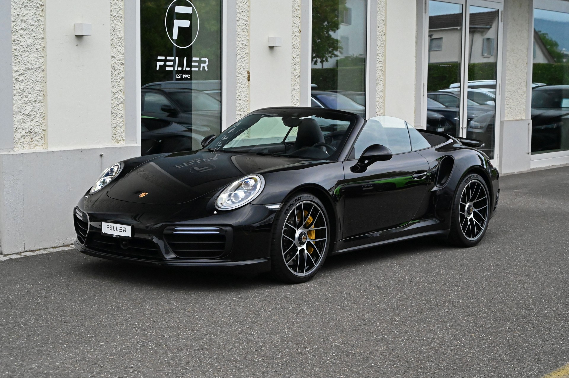 PORSCHE 911 Turbo S Cabrio PDK **Approved bis 08/27**