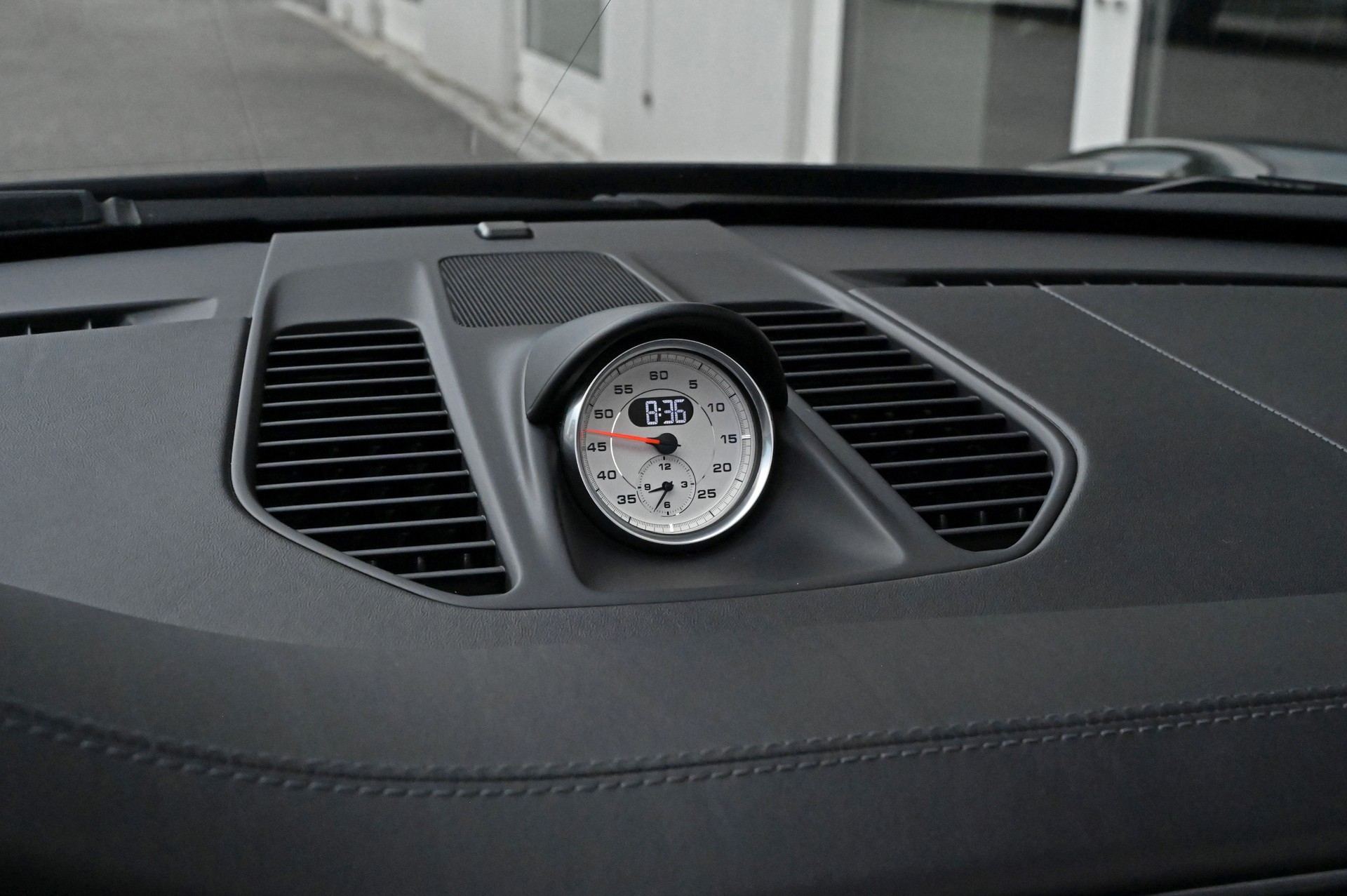 PORSCHE 911 Turbo S Cabrio PDK **Approved bis 08/27**-image-17