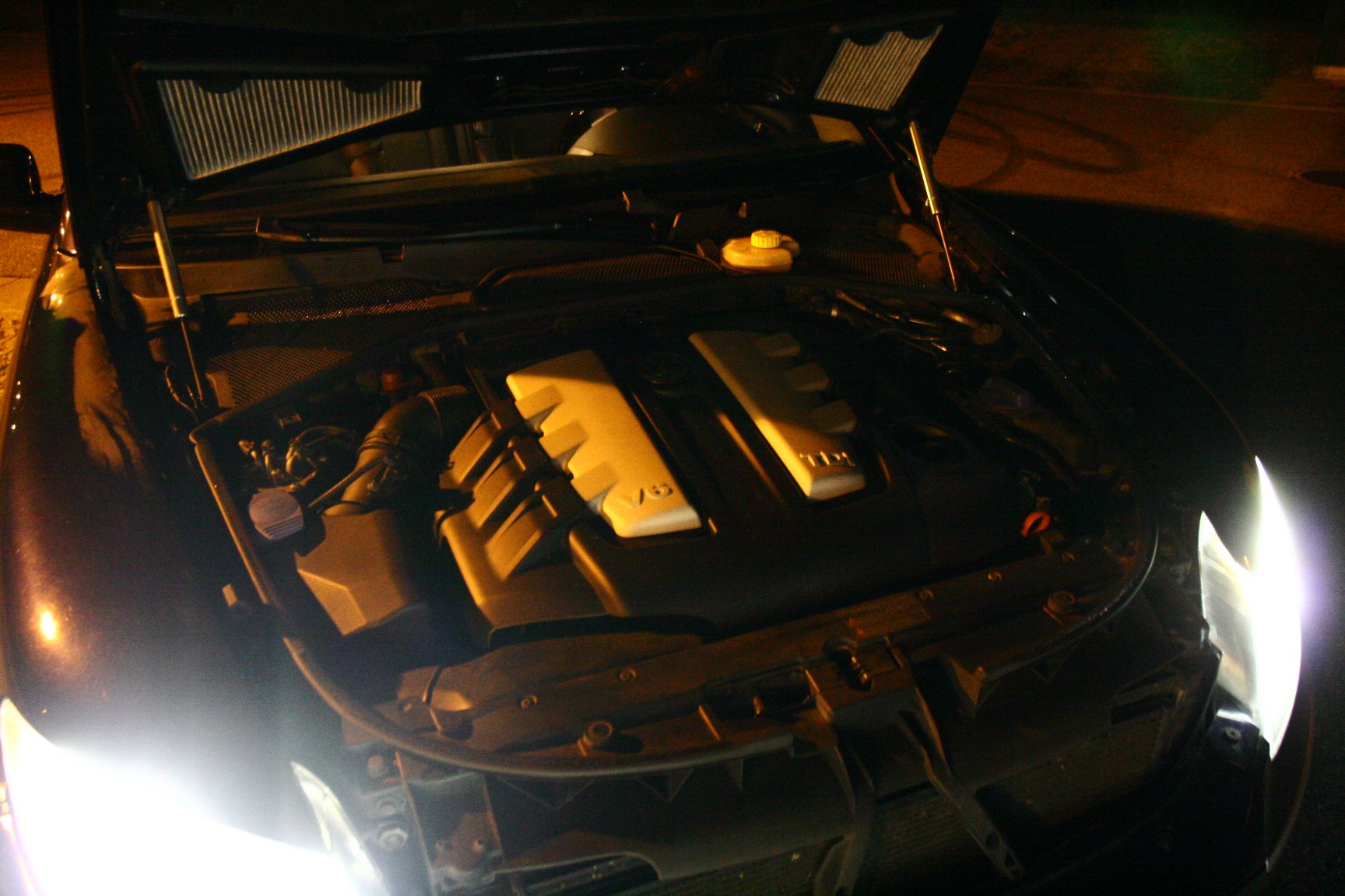 VW 3.0 V6 TDI 4motion 5P.-image-5