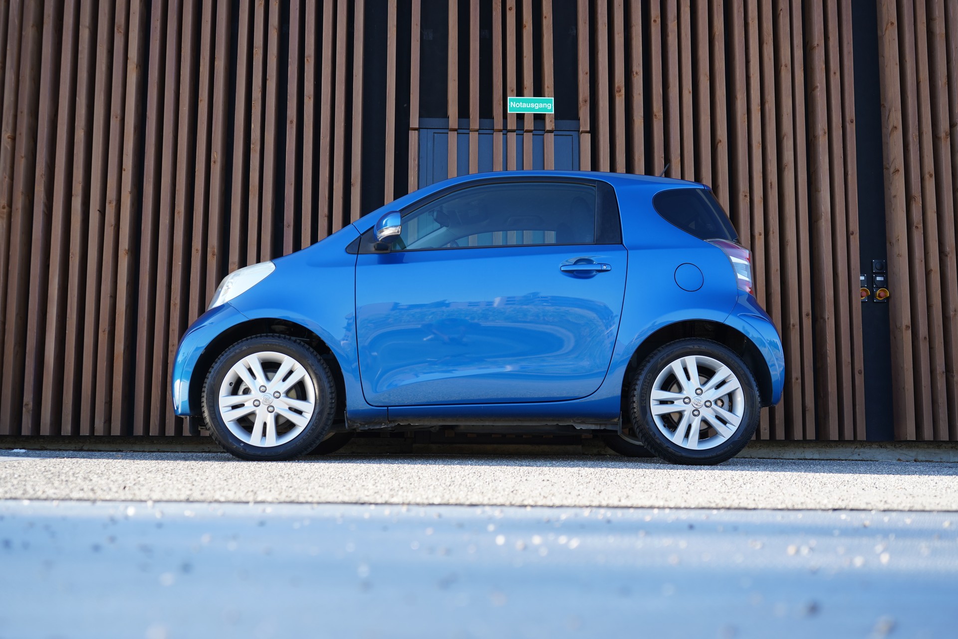 TOYOTA iQ3 1.33 DUAL VVT-i MULTIDRIVE l 98 PS-showroom-element-3