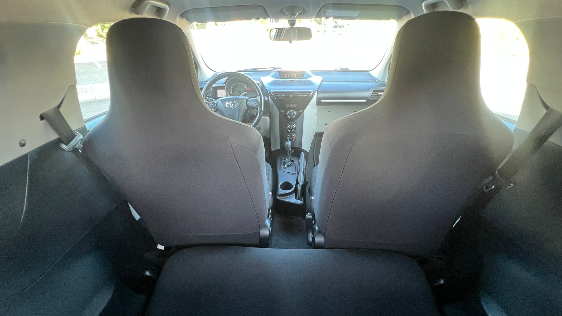 TOYOTA iQ3 1.33 DUAL VVT-i MULTIDRIVE l 98 PS-image-28