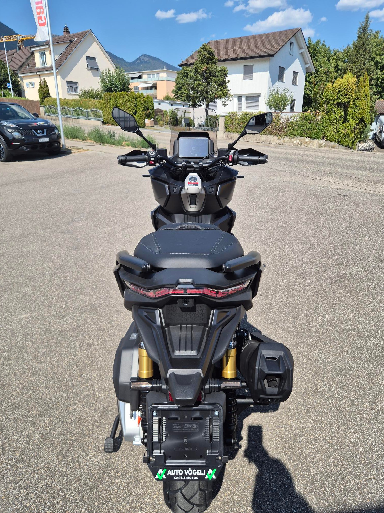 VOGE SR450X ADV-image-3
