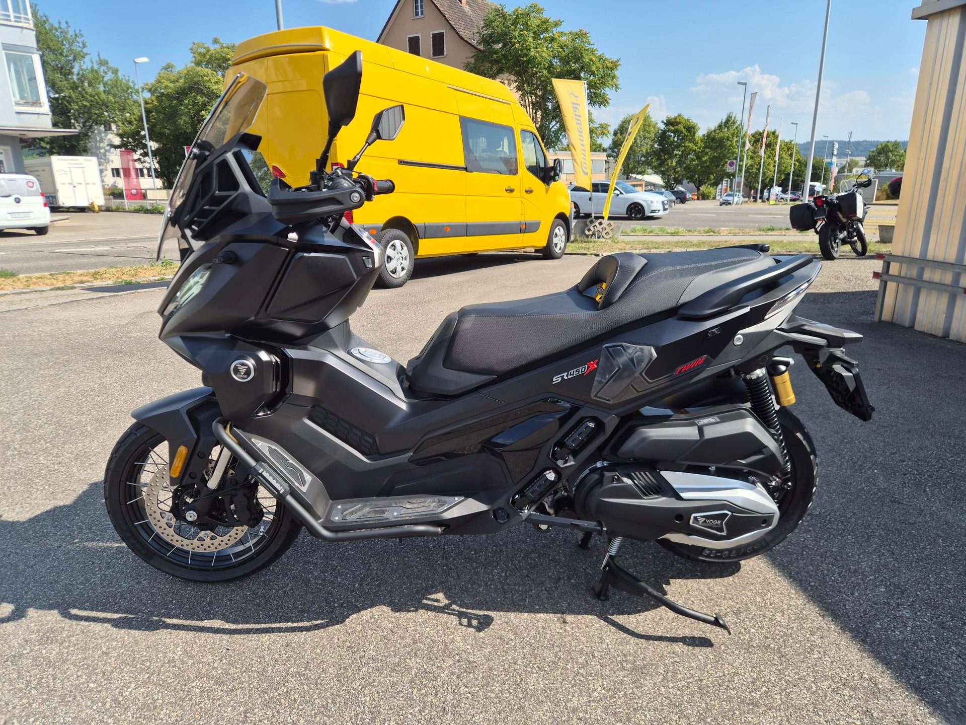 VOGE SR450X ADV-image-1