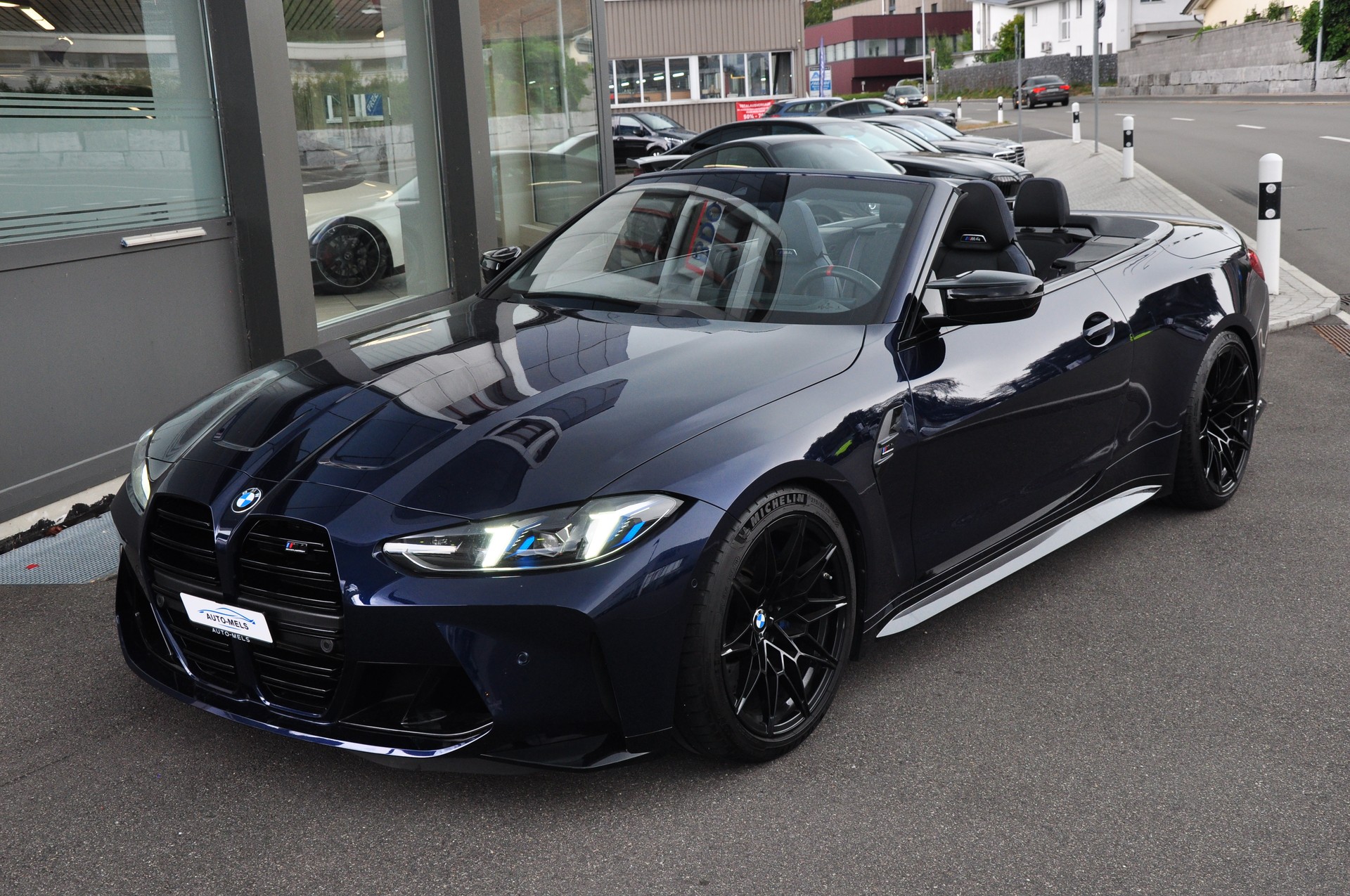 BMW M4 Cabrio Competition M xDrive-image-19