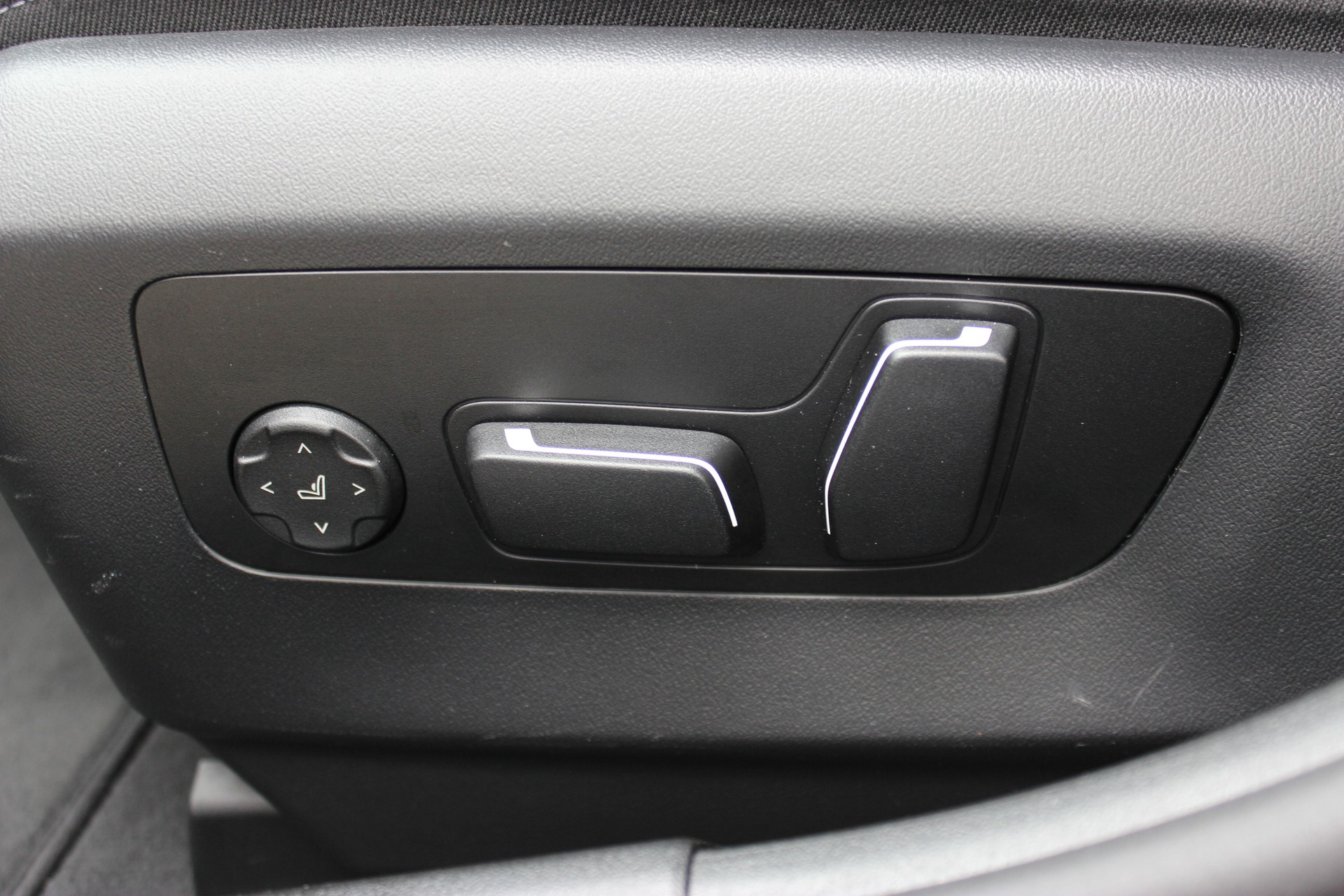 BMW 520d xDrive 48V Touring M Sport Pro-image-21