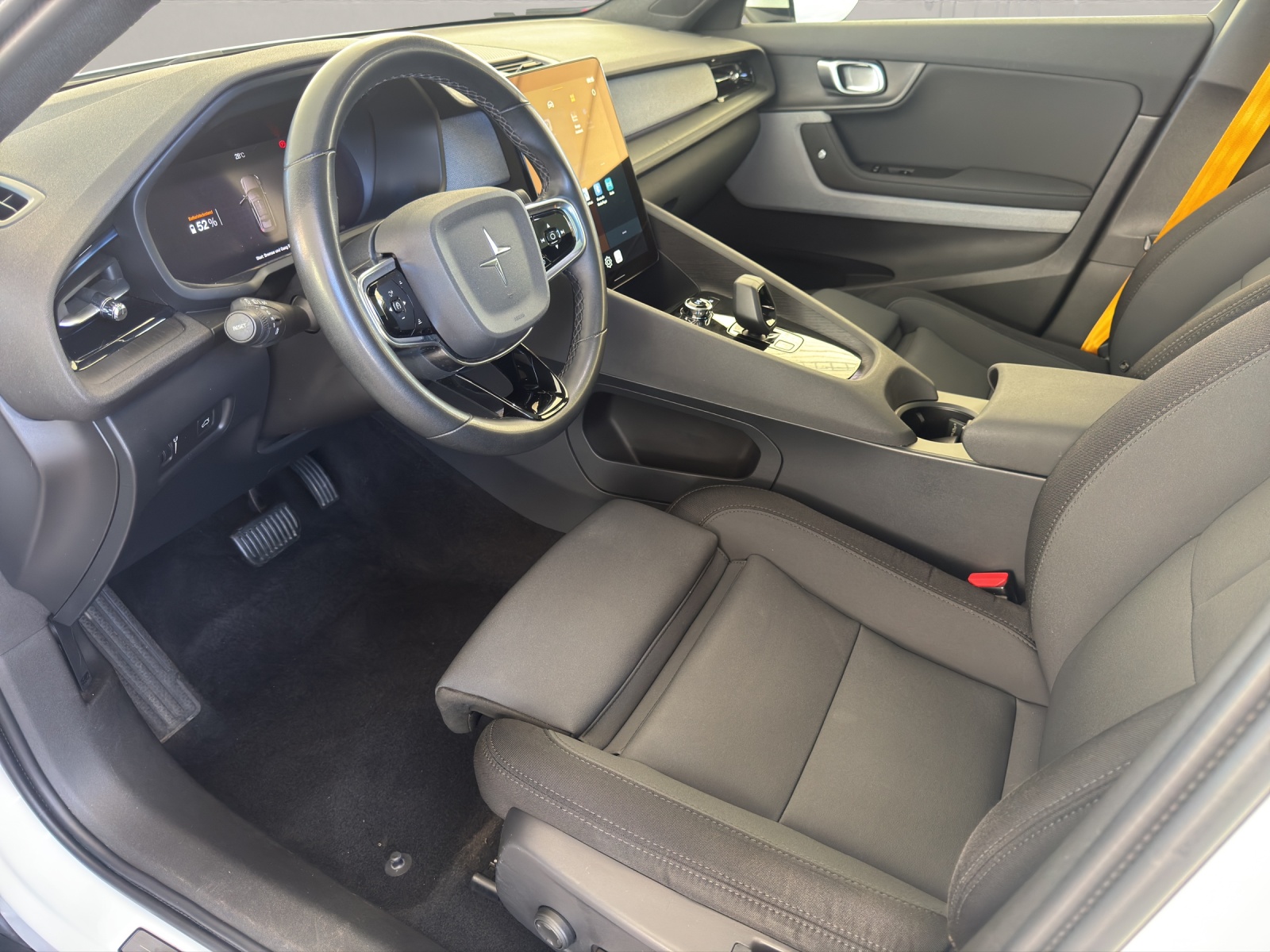 POLESTAR 2 Launch Edition Performance 408PS Elektro-image-9