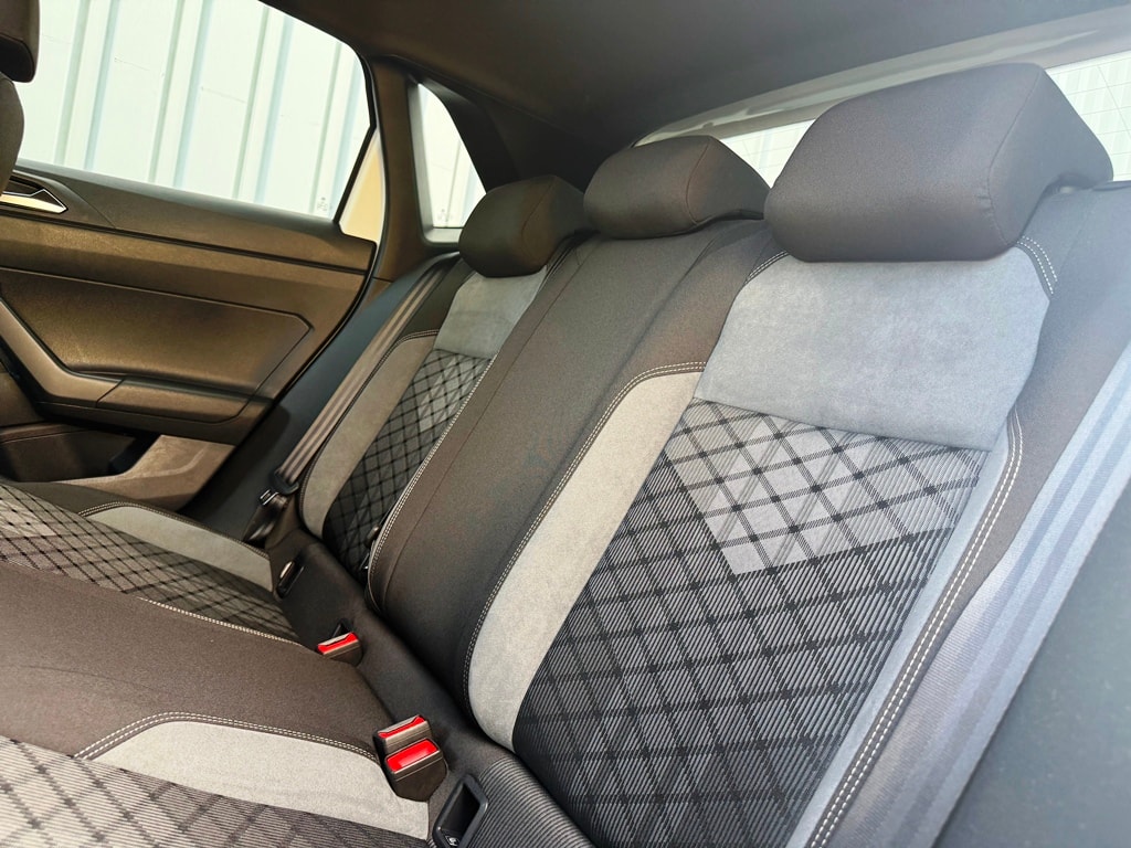 VW Polo 1.0 TSI R-Line DSG-image-11