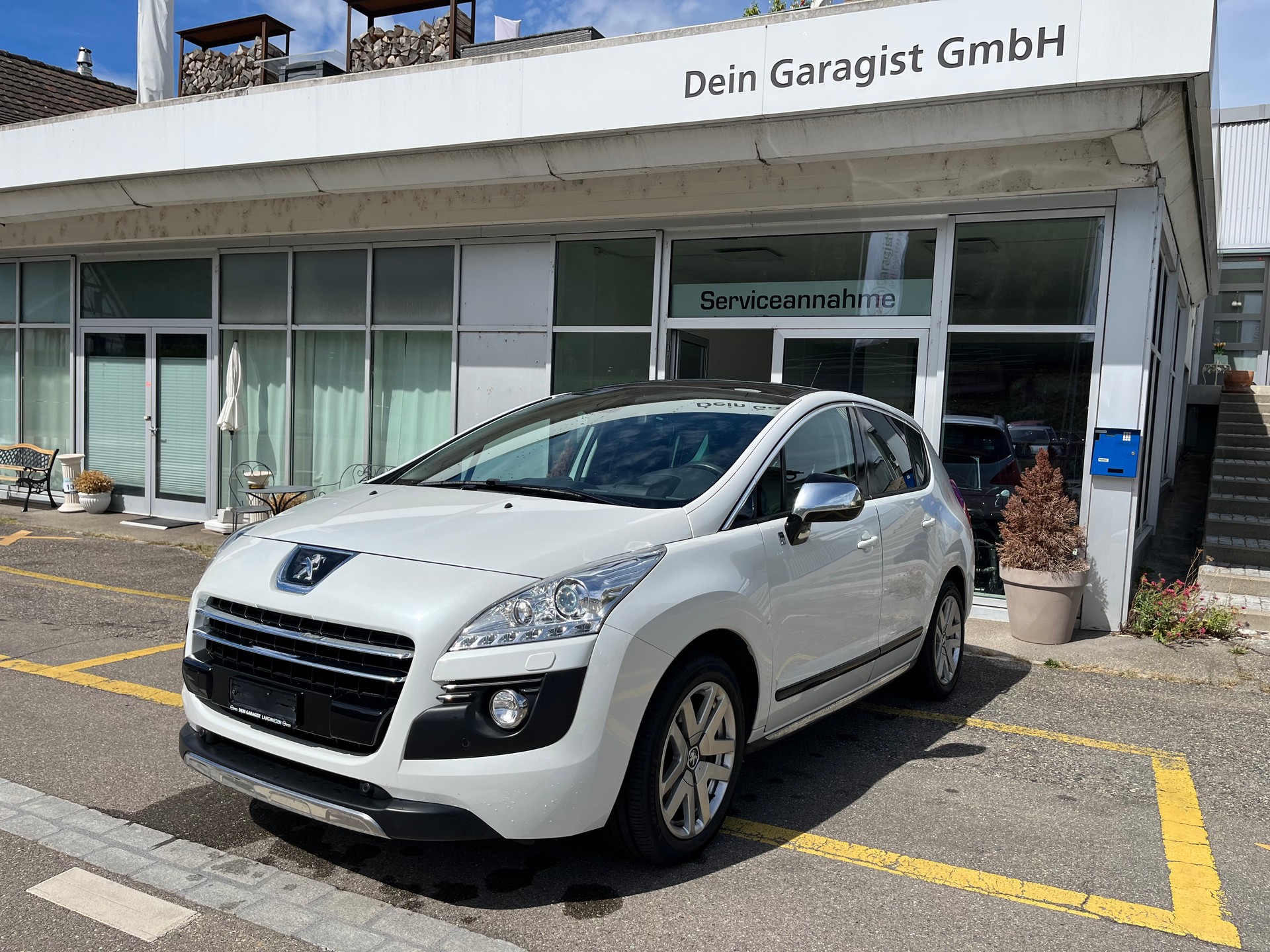 PEUGEOT 3008 HYbrid4 2.0 HDI EGS6