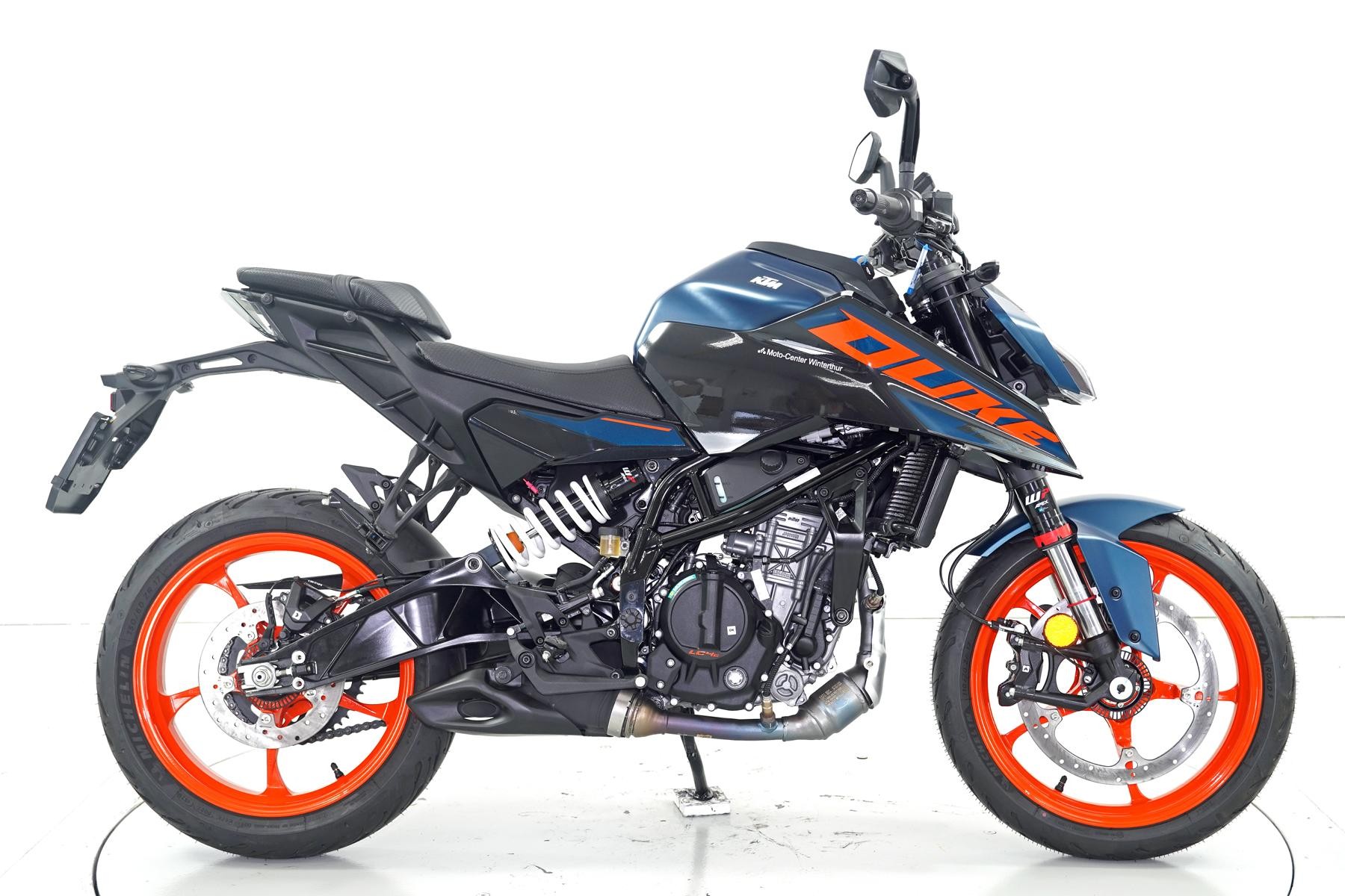 KTM 125 Duke ABS-image-3