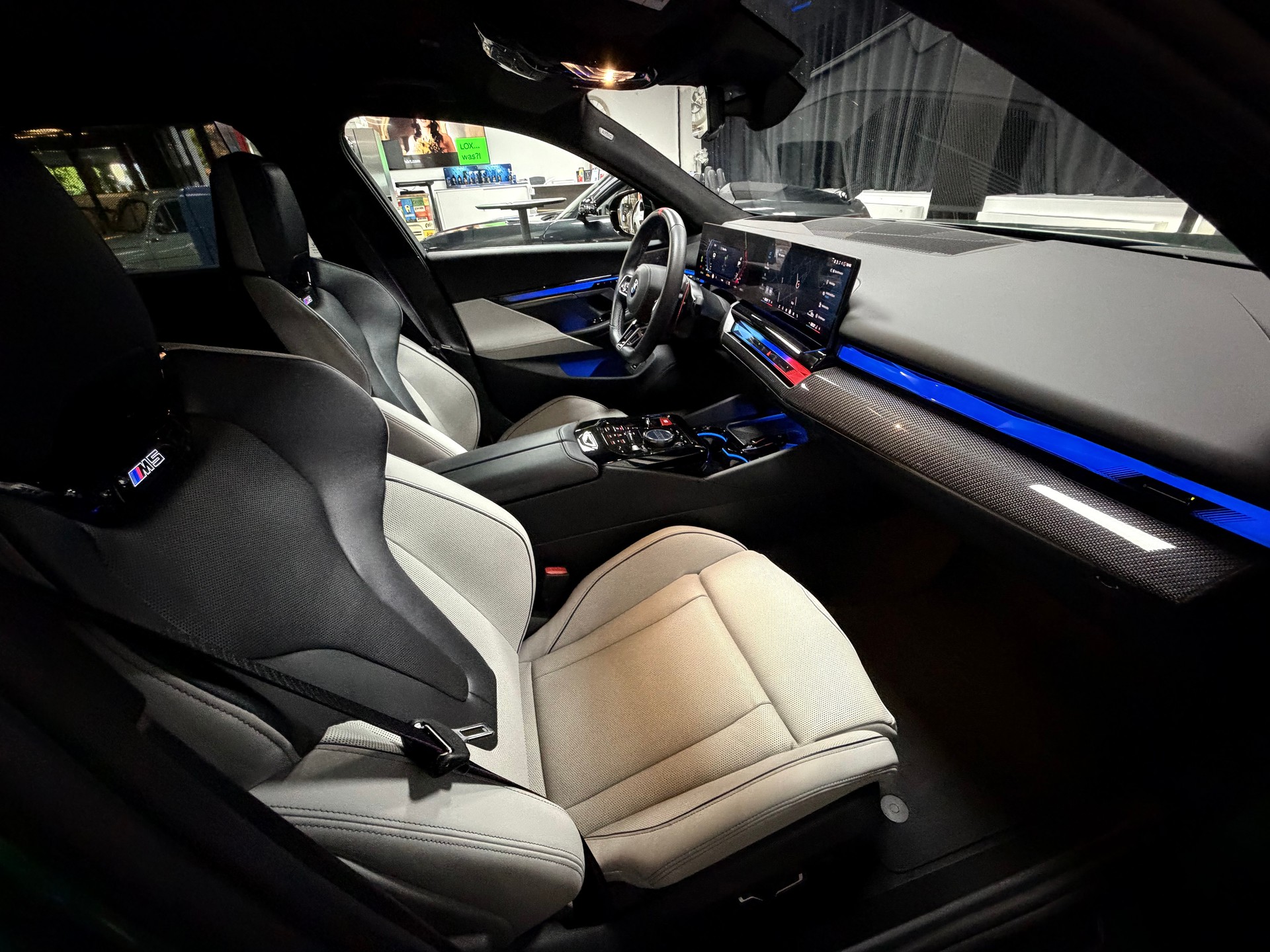 BMW M5 xDrive Touring // Isle of man // Bicolor // B&W-image-29