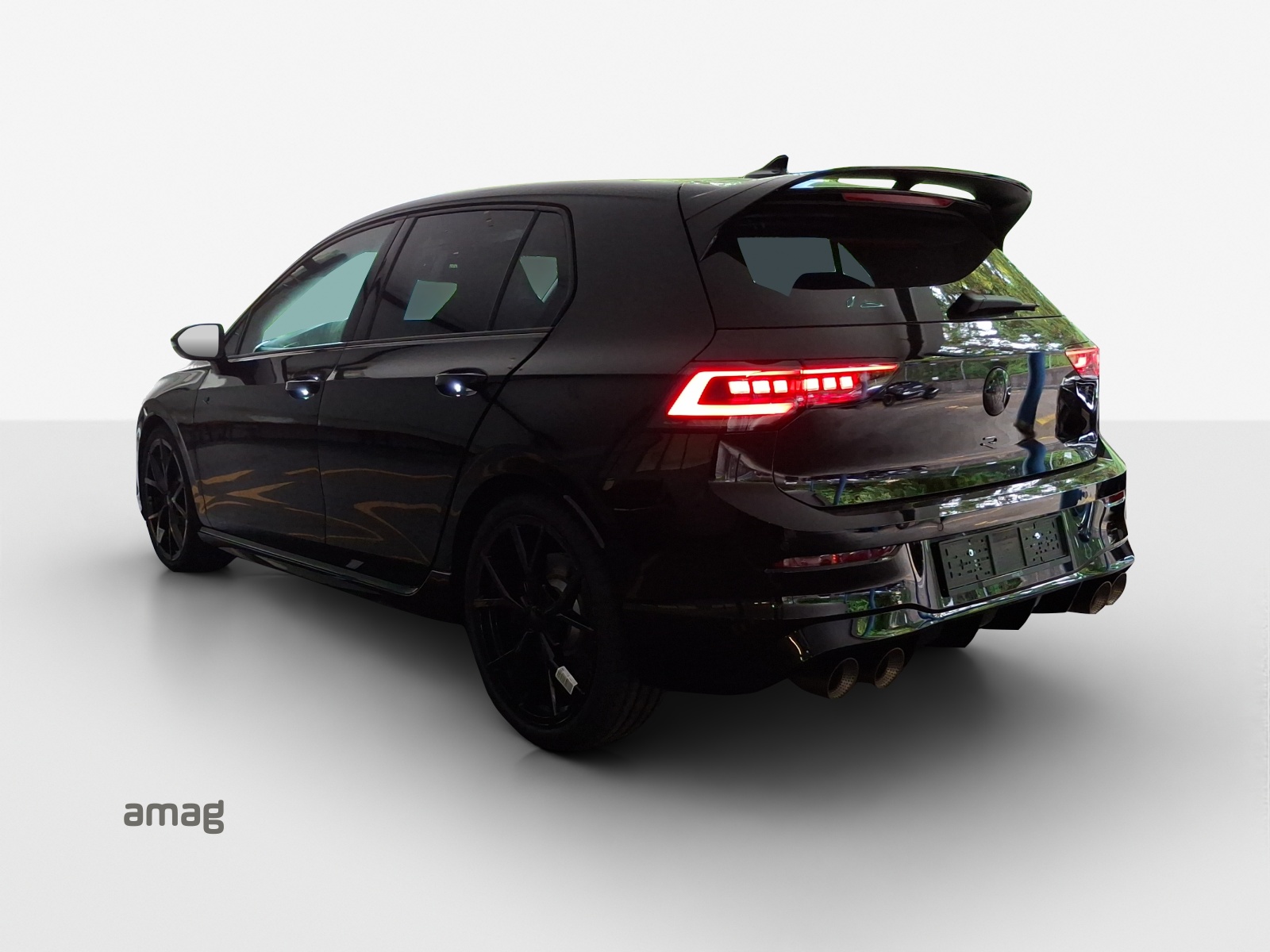 VW Golf 2.0 TSI R DSG 4 Motion-image-12