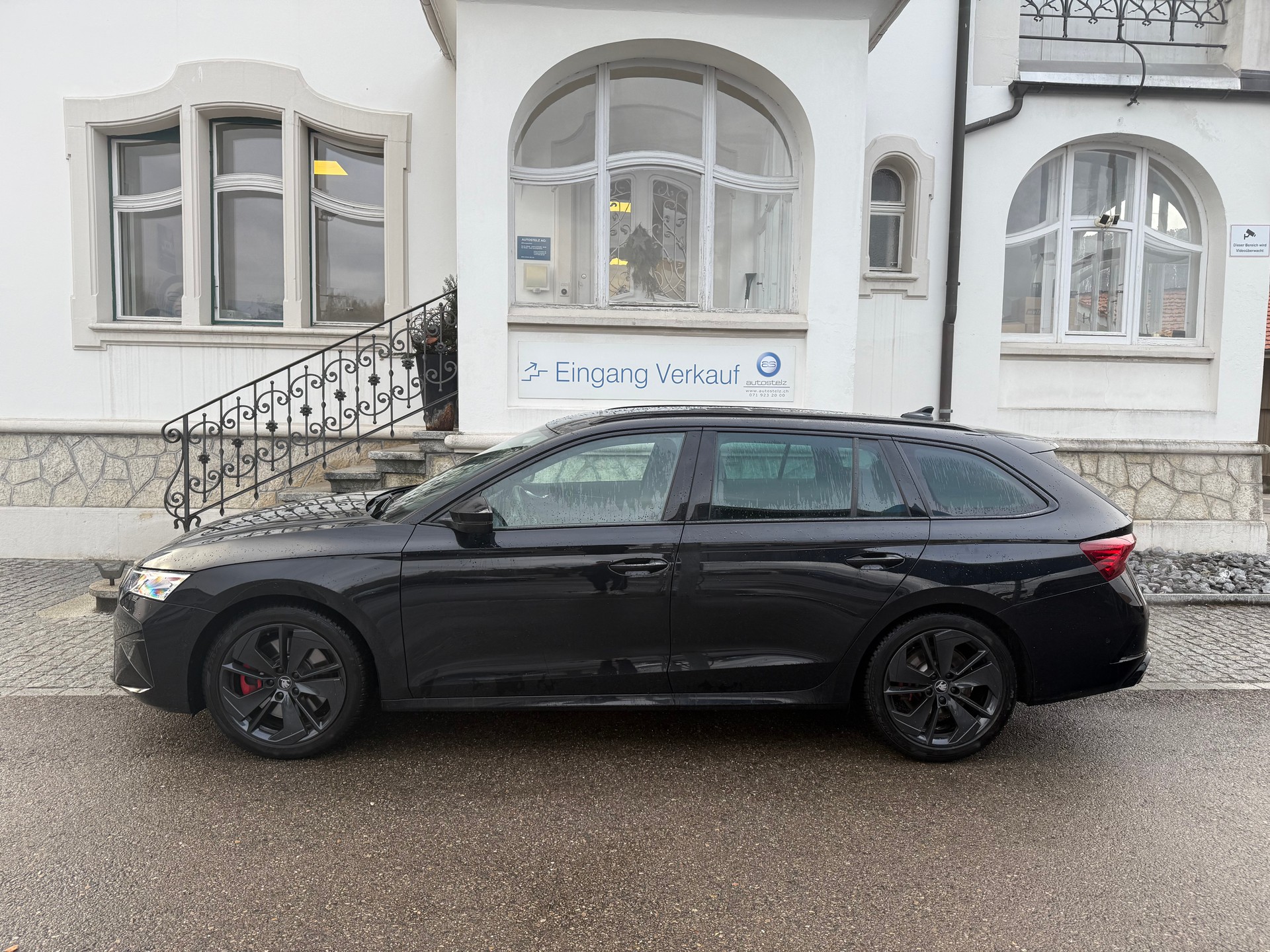 SKODA Octavia Combi 2.0 TSI RS DSG-showroom-element-2