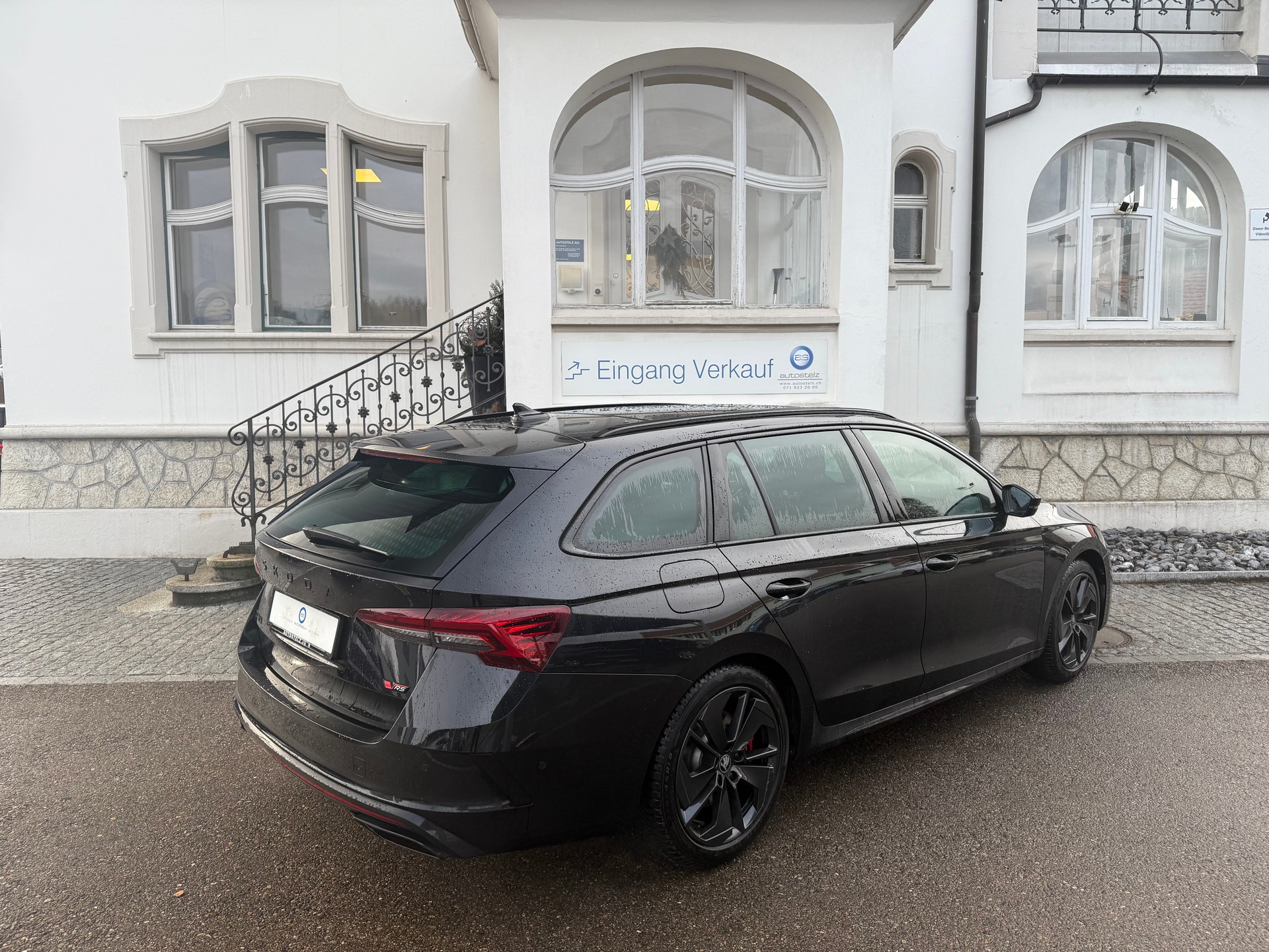 SKODA Octavia Combi 2.0 TSI RS DSG-showroom-element-3