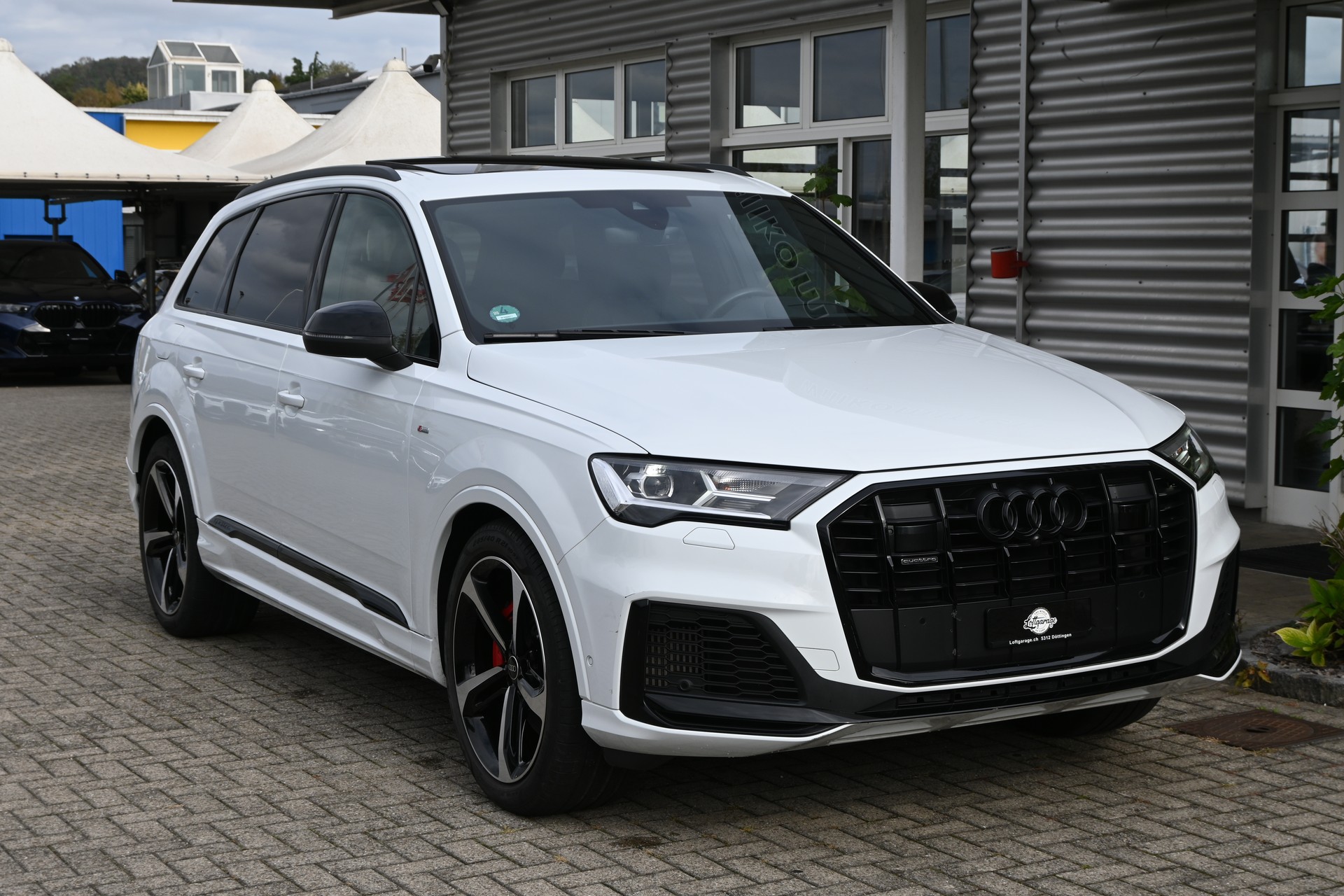 AUDI Q7 3.0 V6 55 TFSI S Line quattro tiptronic 7-Plätzer + AHK 3500kg