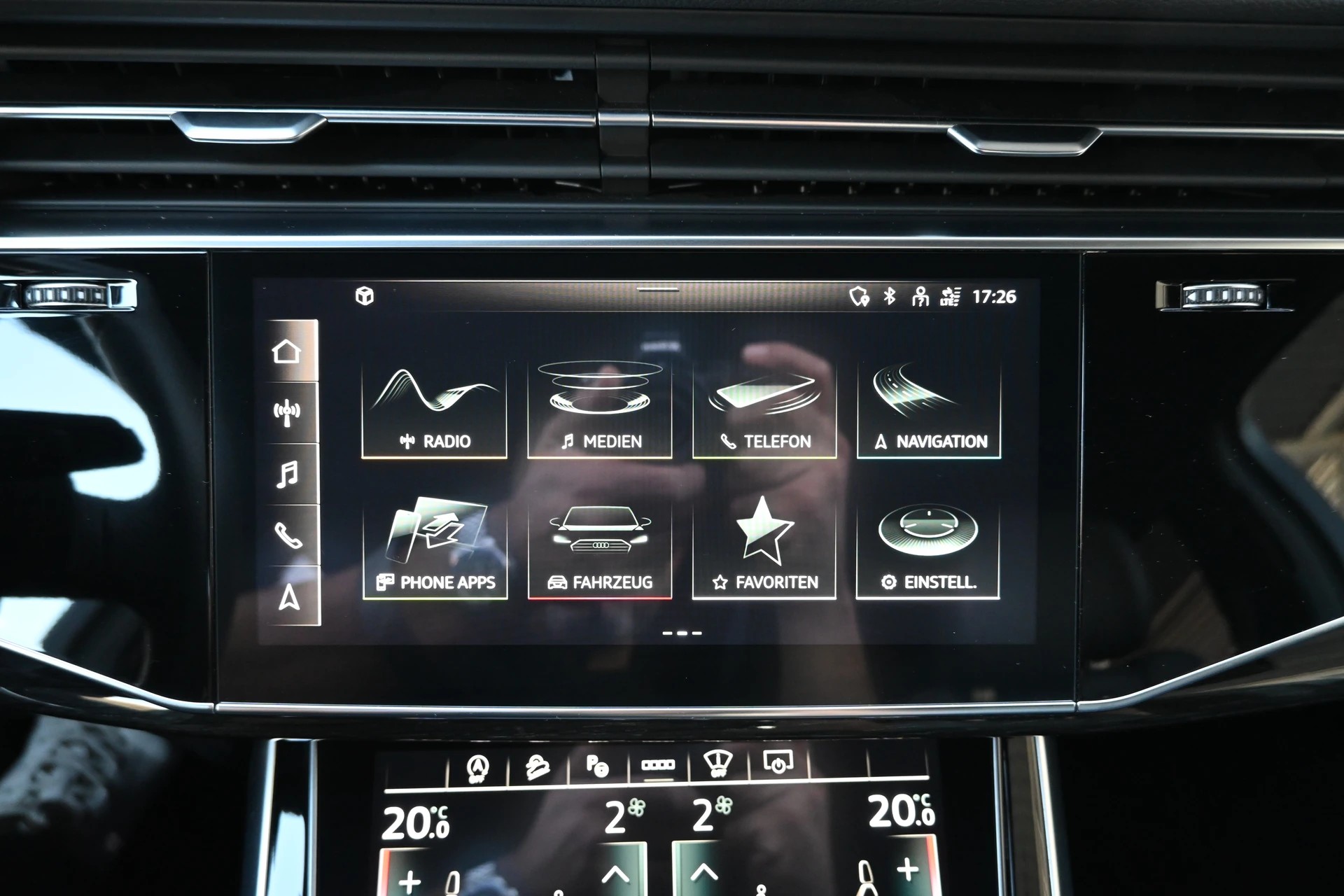 AUDI Q7 3.0 V6 55 TFSI S Line quattro tiptronic 7-Plätzer + AHK 3500kg-image-25