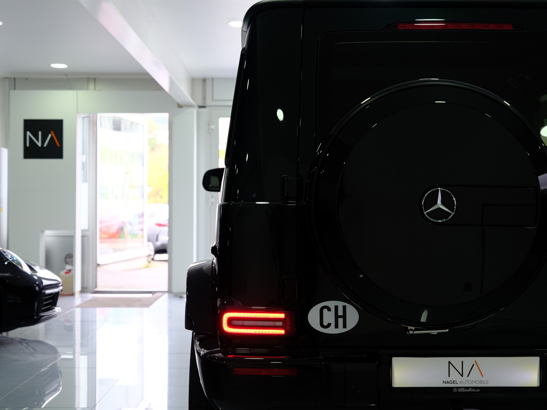 MERCEDES-BENZ G 63 AMG Speedshift Plus G-Tronic *Emerald Green* *360° Kamera*-image-12