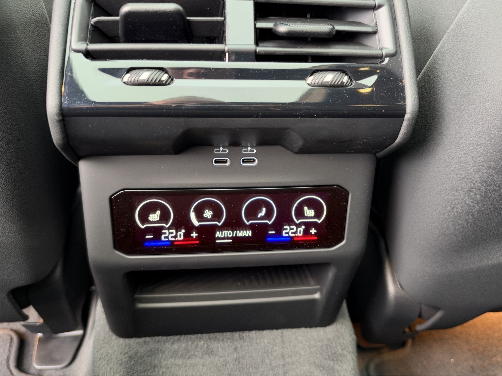 BMW M5 xDrive Touring 2026 mit Gratisservice! M Driver's Package-image-21