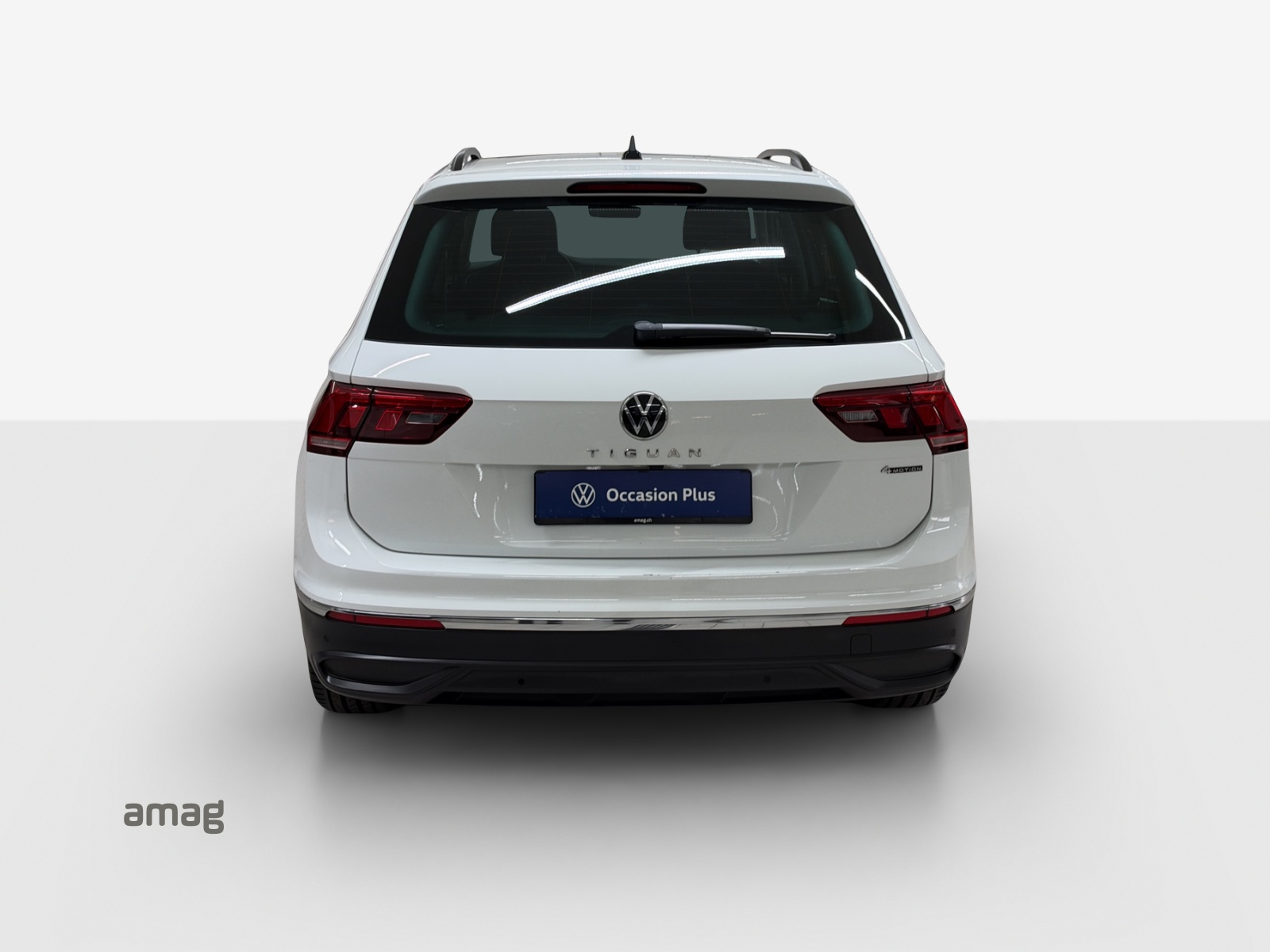 VW Tiguan 2.0TSI Life 4Motion DSG-showroom-element-3