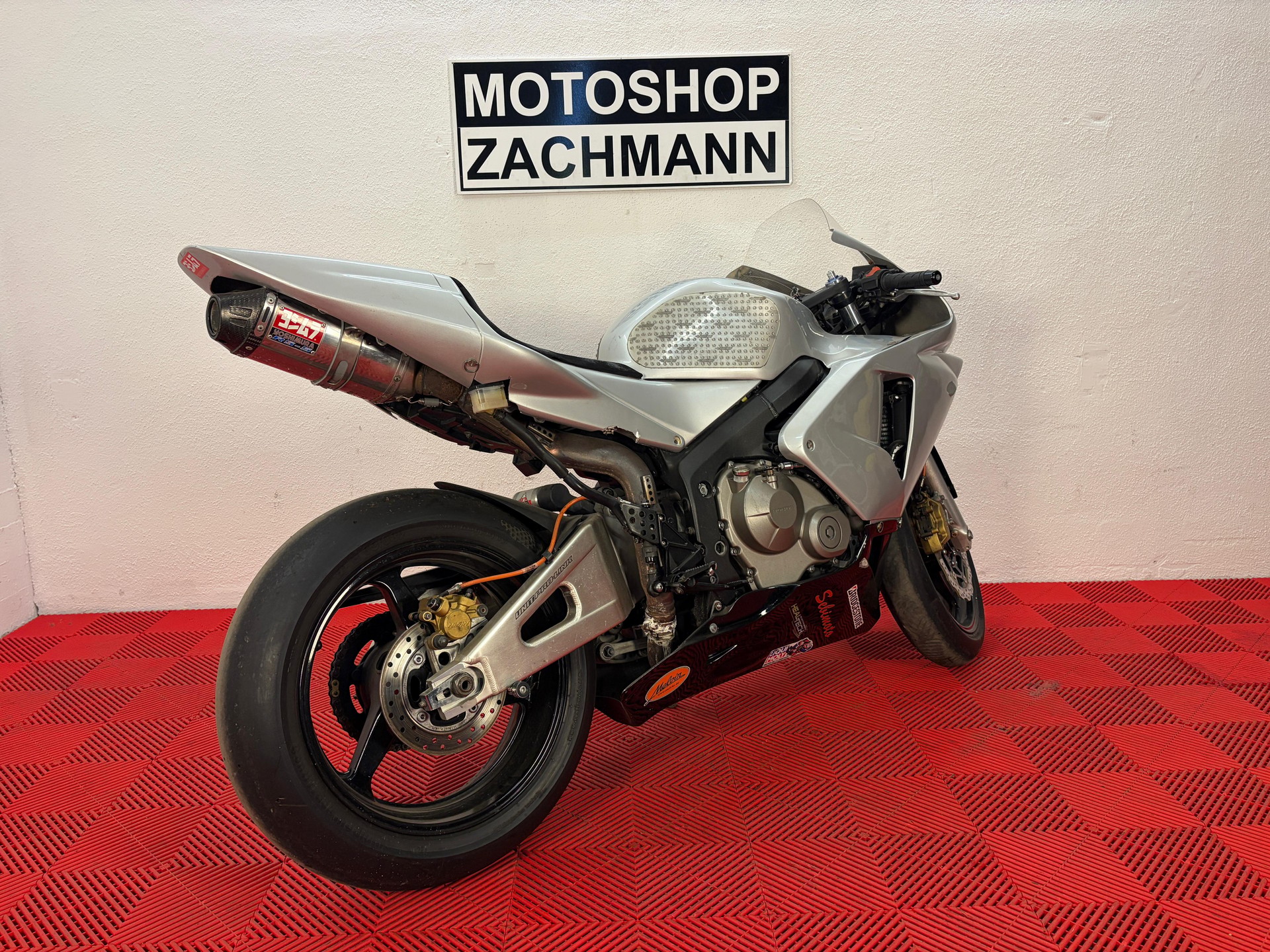 HONDA CBR 600 F-image-5