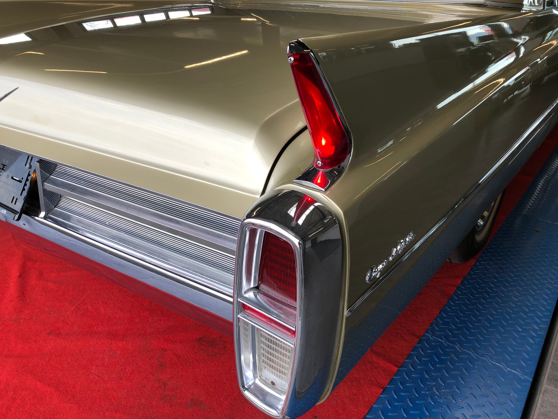 CADILLAC DEVILLE COUPE 6.4-V8-image-12