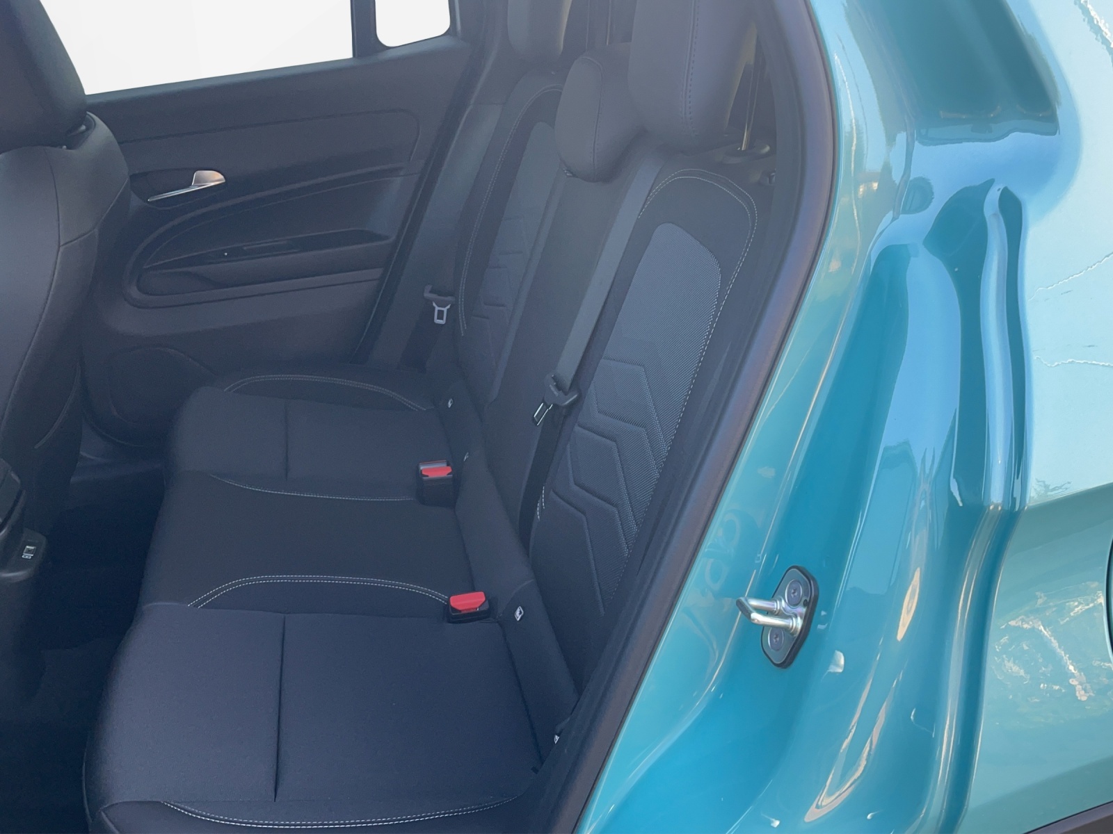 JEEP Avenger Altitude-image-6