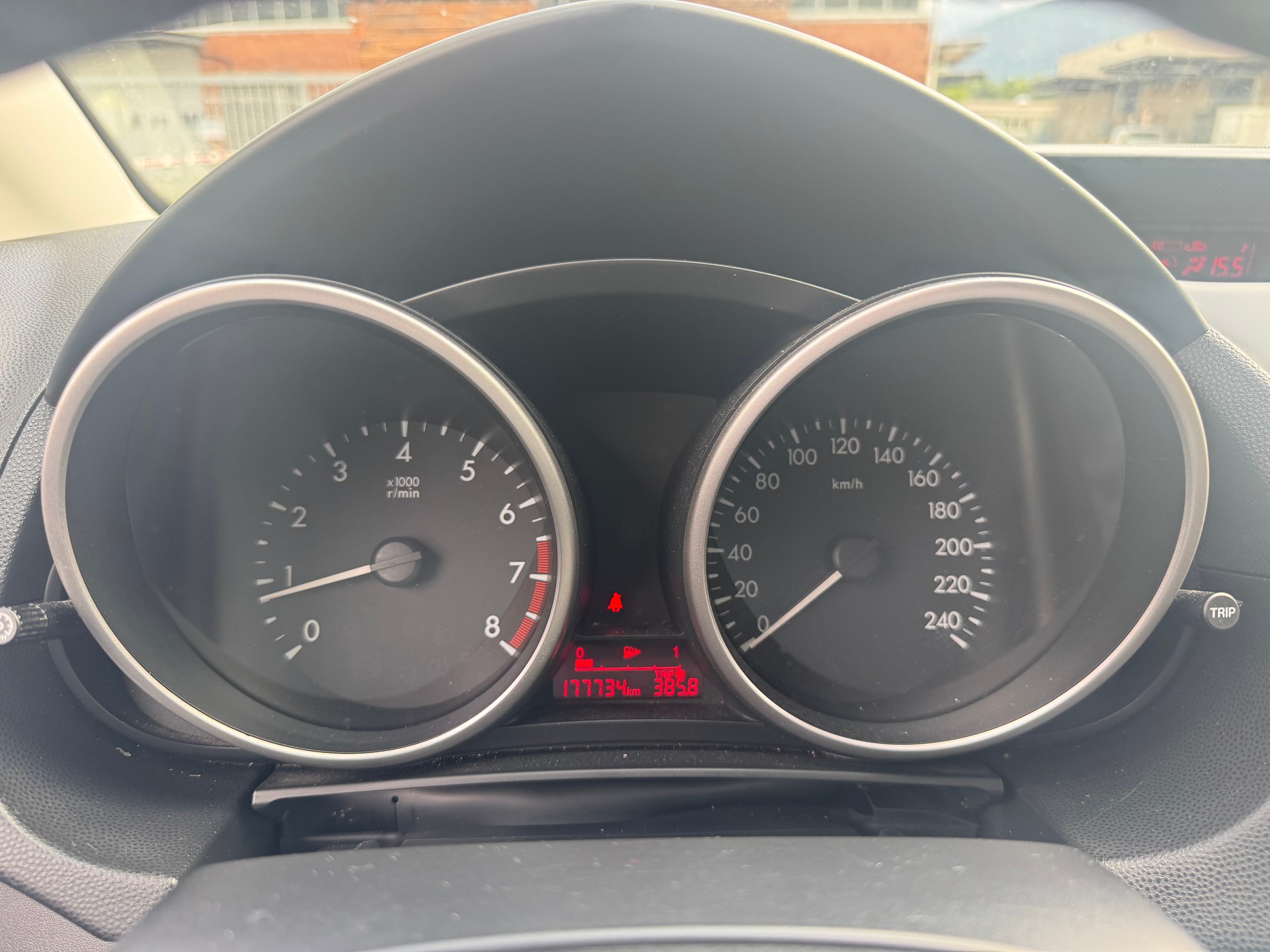 MAZDA 5 2.0 16V Sport-image-12