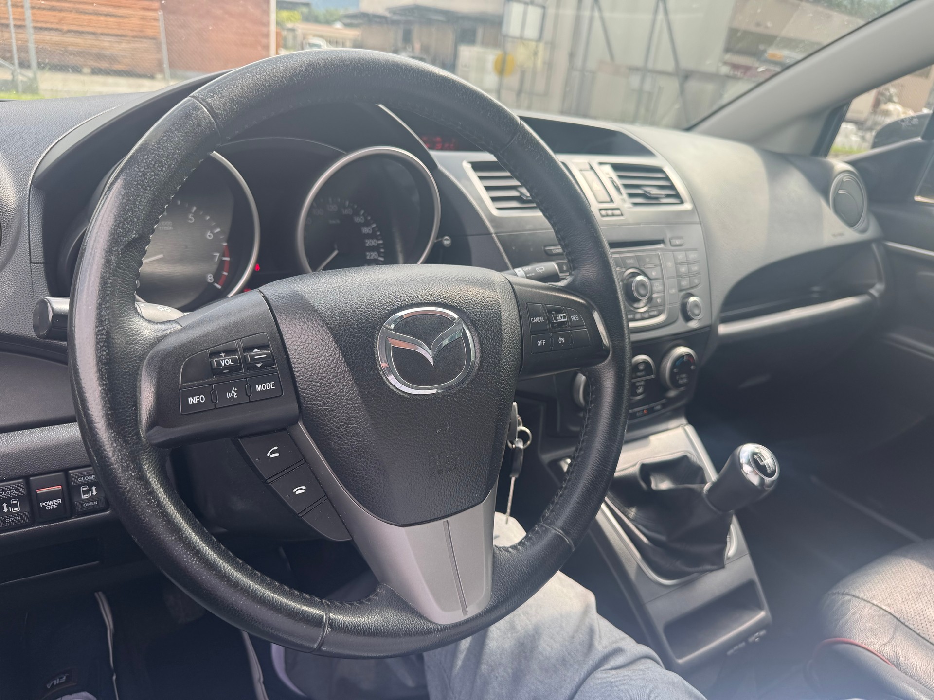 MAZDA 5 2.0 16V Sport-image-15