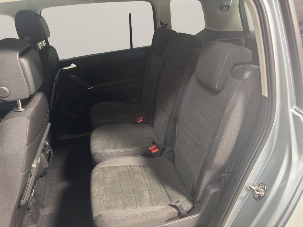 VW Touran 1.5 TSI Comfortline DSG-image-7