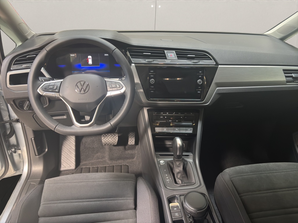 VW Touran 1.5 TSI Comfortline DSG-image-8