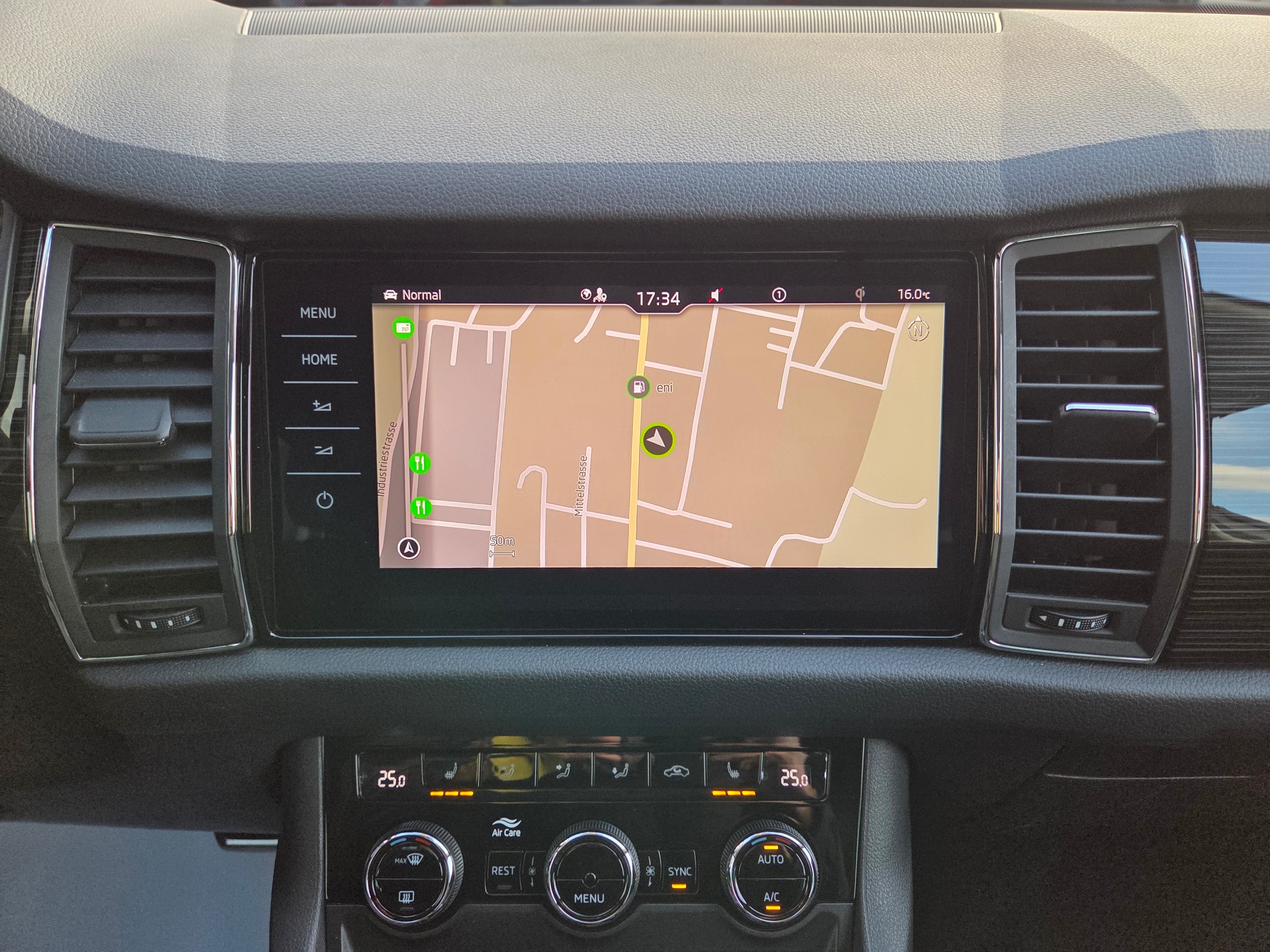 SKODA Kodiaq 2.0 TDI SCR Style 4x4 DSG-image-19