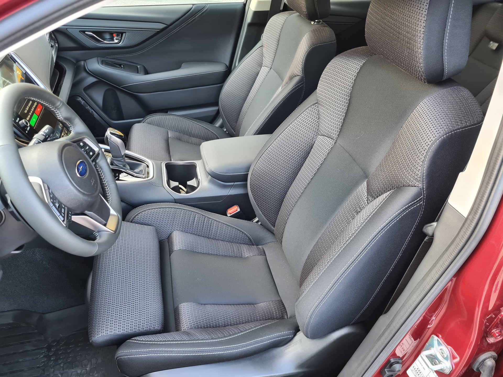 SUBARU Outback 2.5i Advantage AWD Lineartronic-image-10