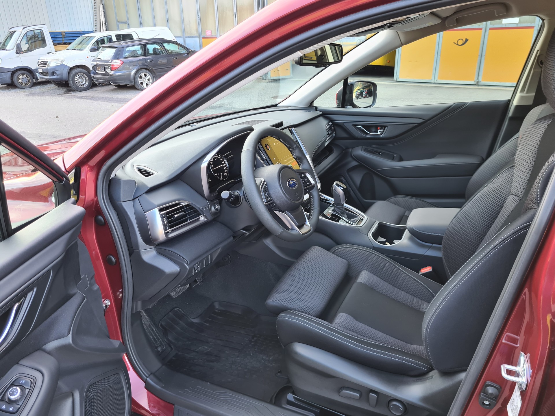SUBARU Outback 2.5i Advantage AWD Lineartronic-image-8