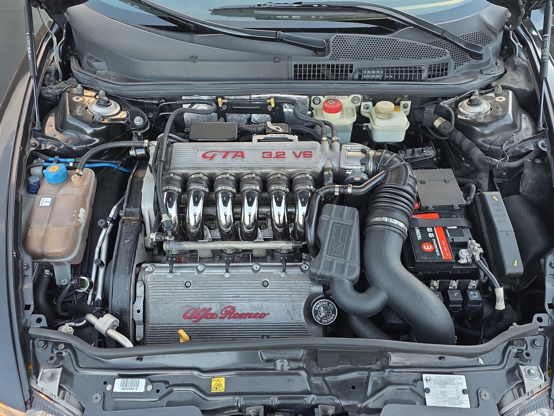 ALFA ROMEO 147 3.2 GTA-image-14
