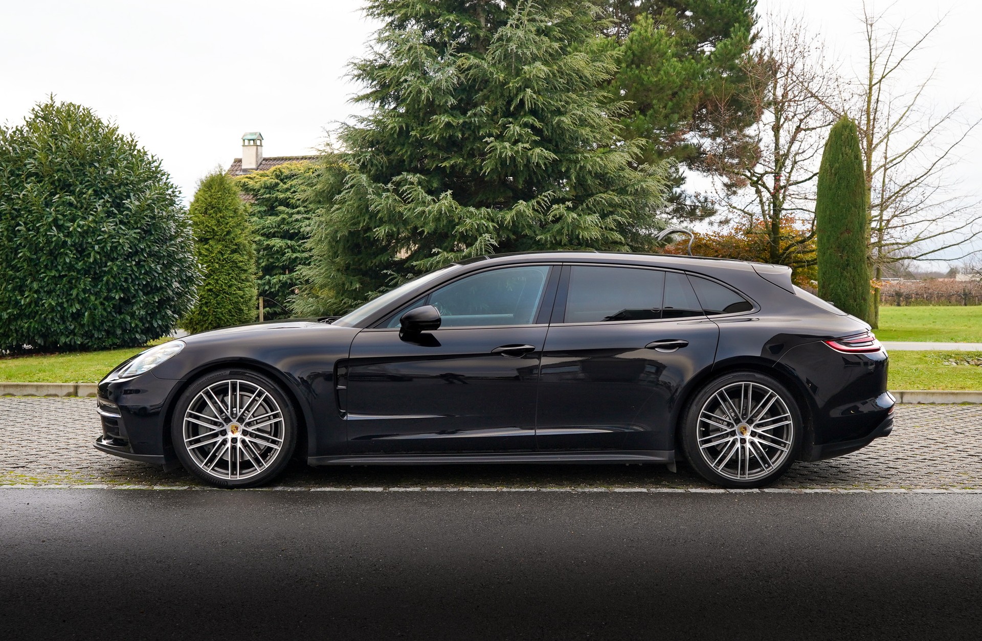 PORSCHE Panamera 4S Sport Turismo PDK-image-2