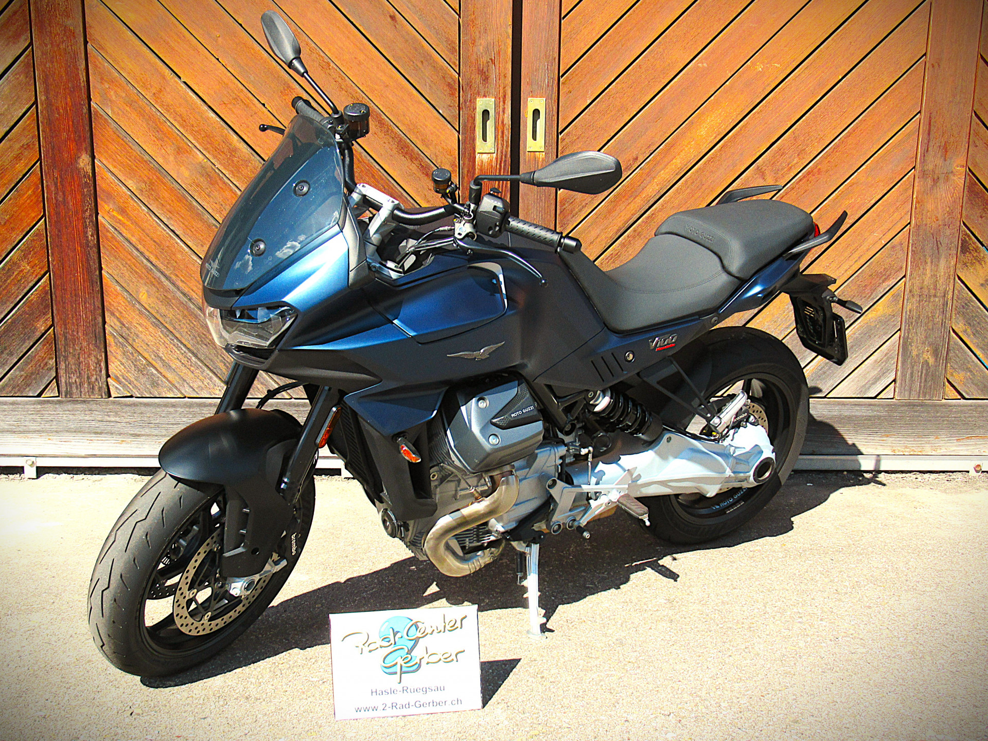 MOTO GUZZI V100 Mandello-image-0