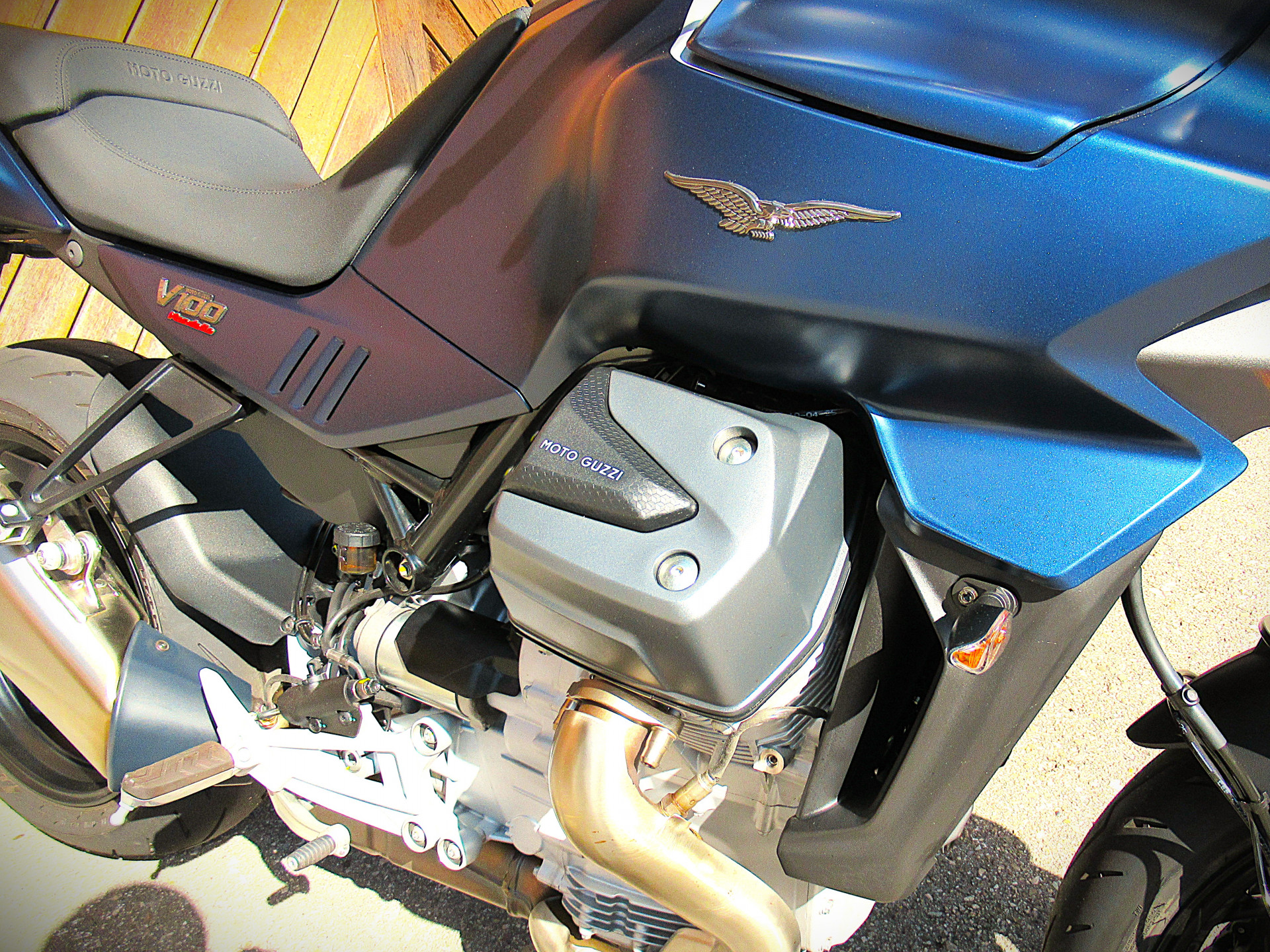 MOTO GUZZI V100 Mandello-image-7