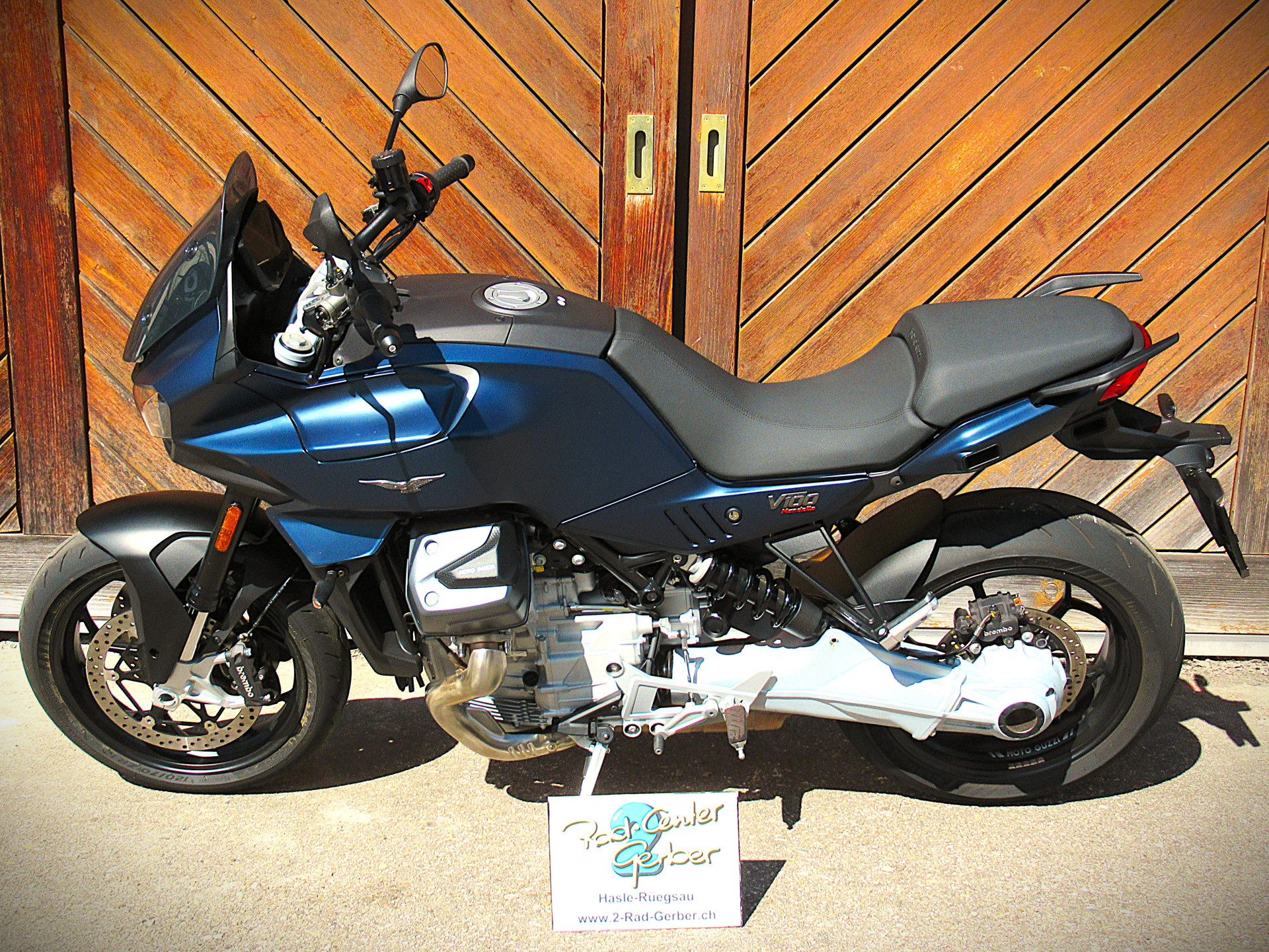 MOTO GUZZI V100 Mandello-image-9