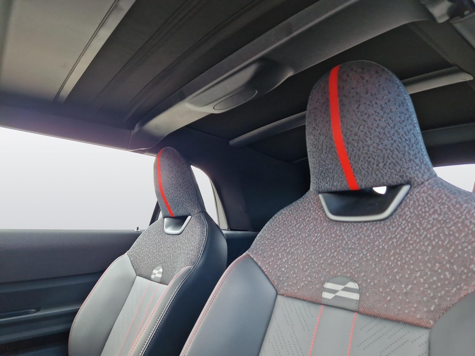 MINI Cabrio John Cooper Works F67-image-8