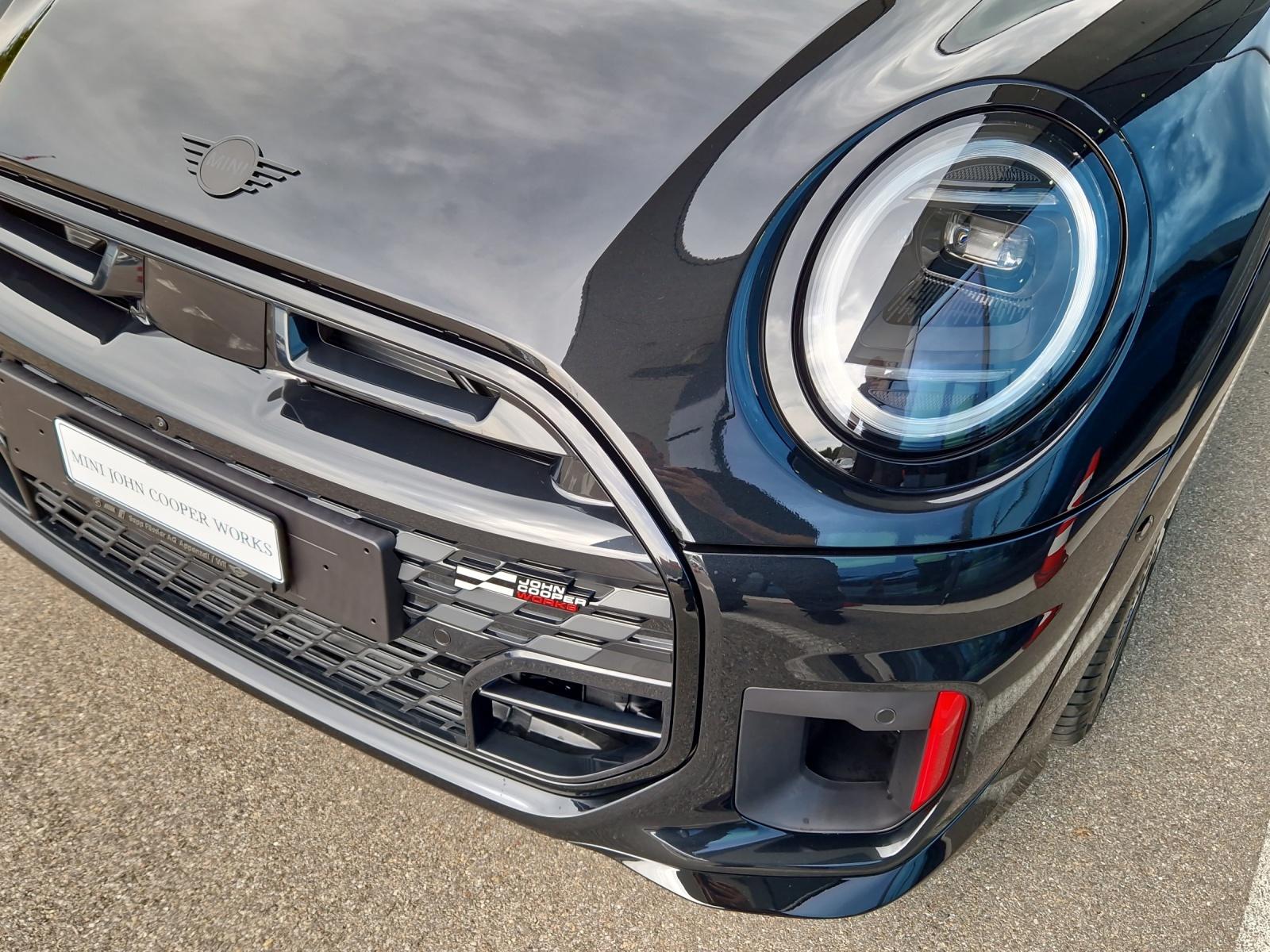 MINI Cabrio John Cooper Works F67-image-15