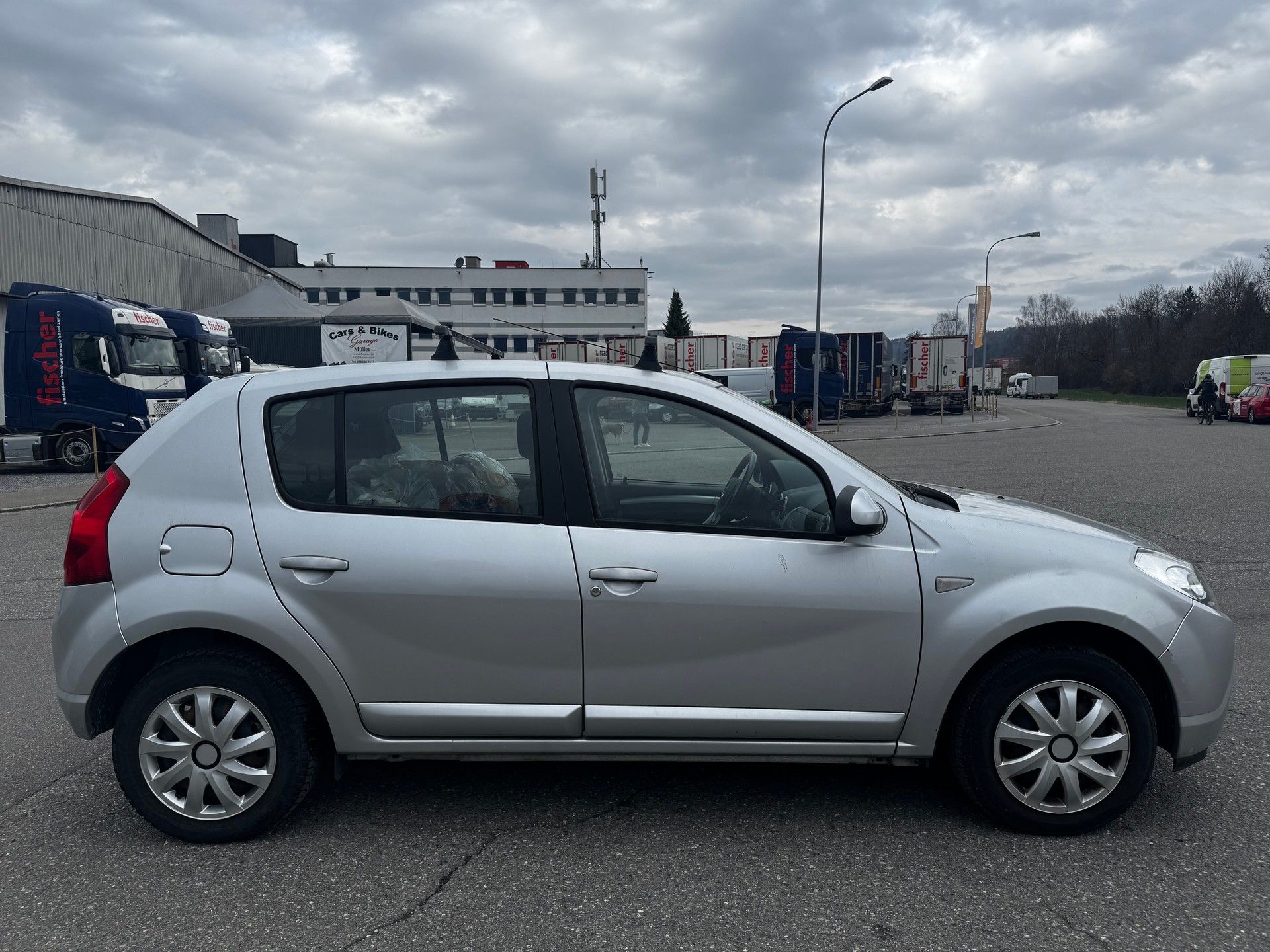 DACIA Sandero 1.6 Lauréate-image-7