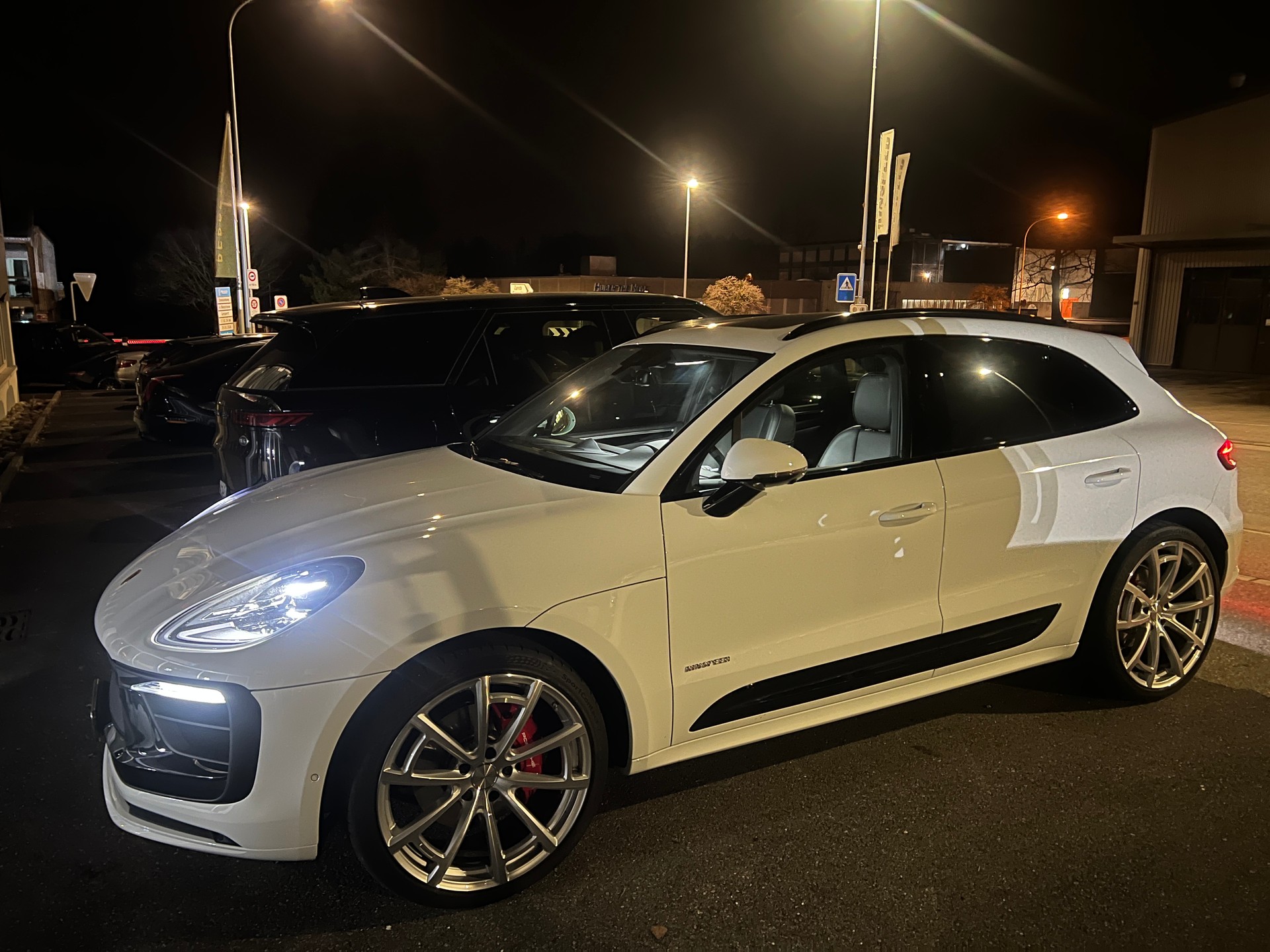 PORSCHE Macan S PDK RINSPEED Edition 1 of 1-image-10