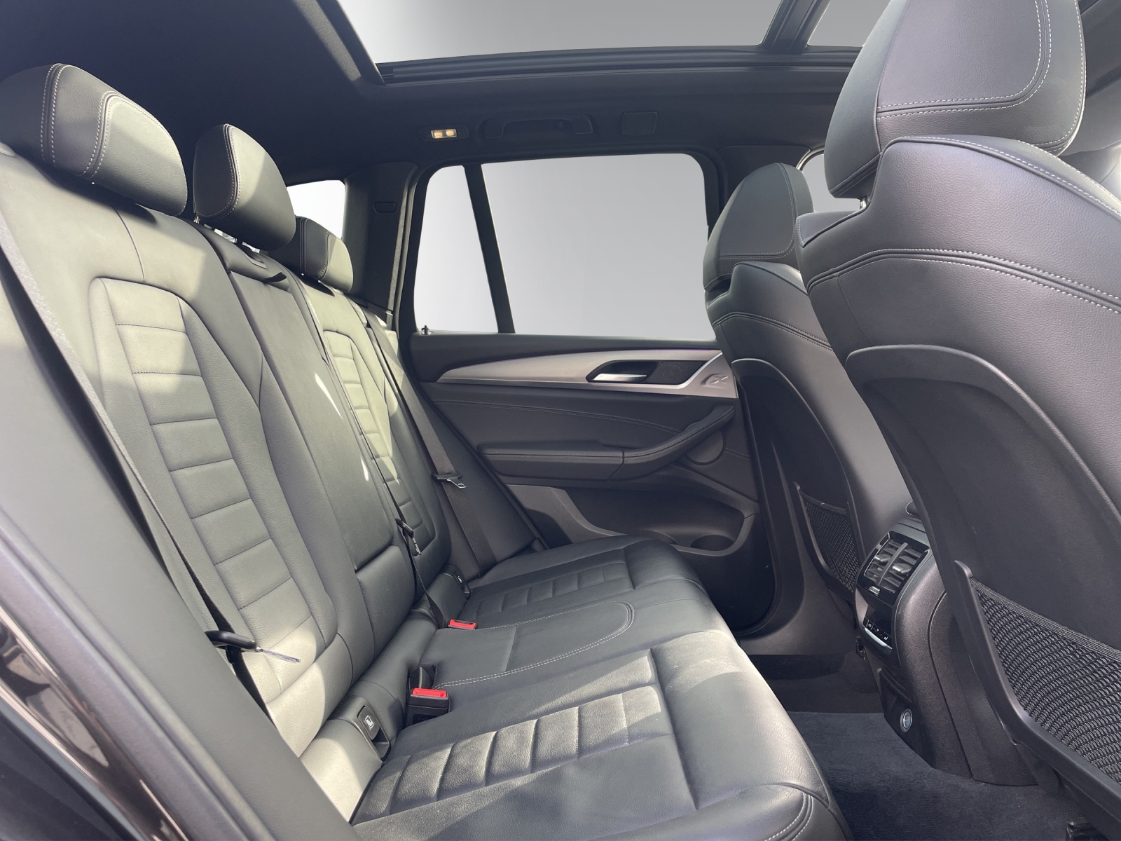 BMW X3 xDrive 20i M Sport Steptronic-image-12