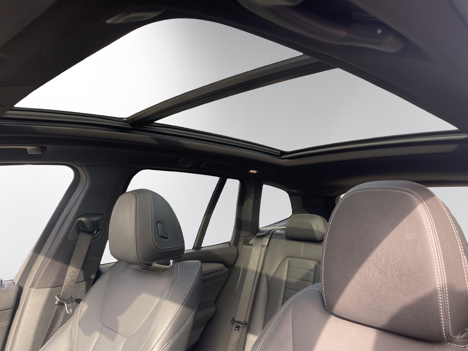BMW X3 xDrive 20i M Sport Steptronic-image-13