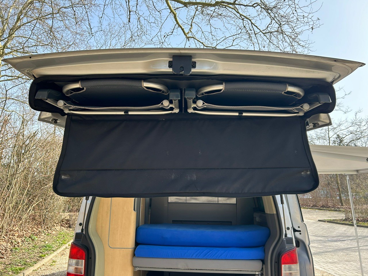 VW T5 Multivan California 2.5TDI-image-18