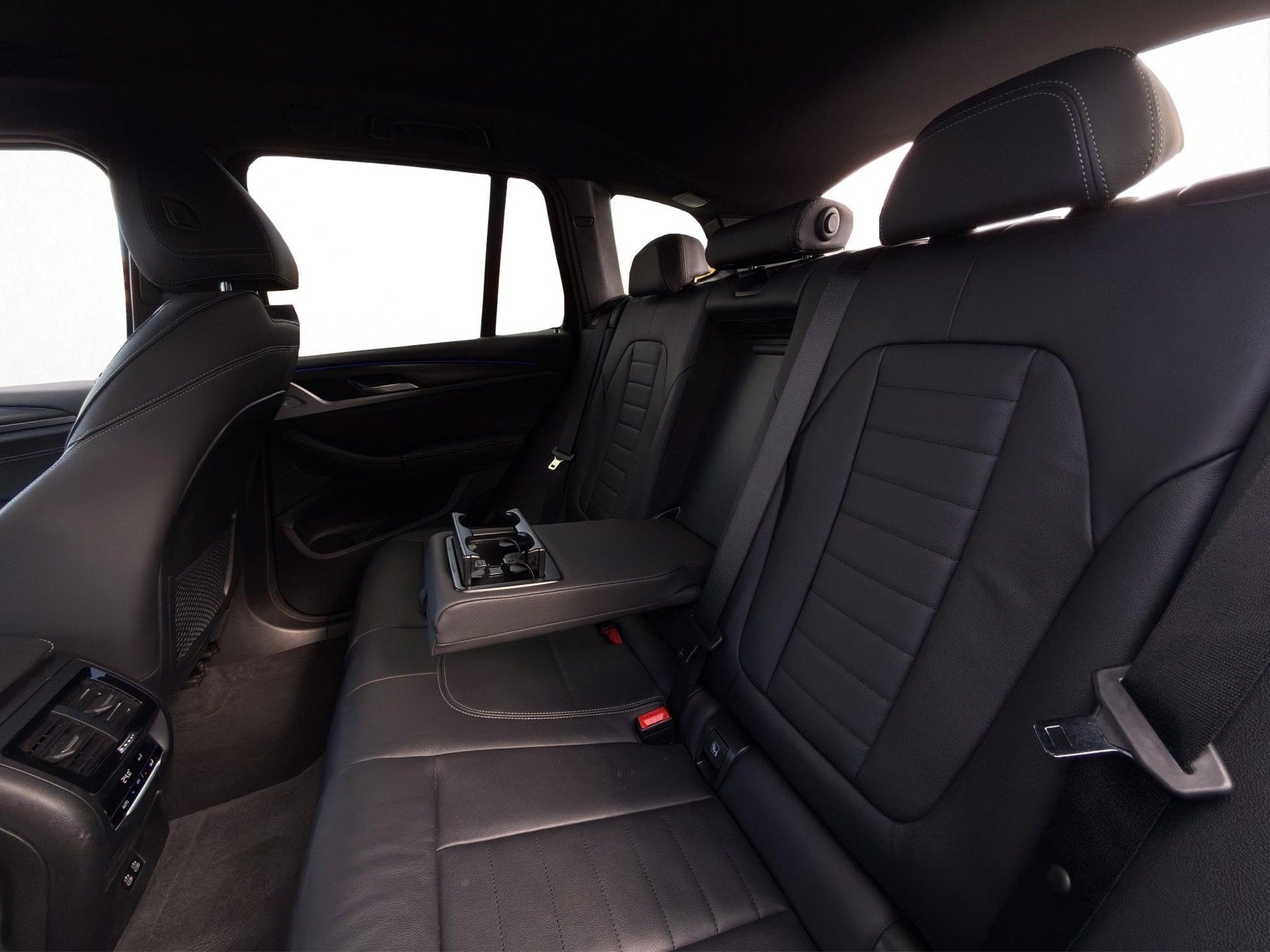BMW X3 xDrive 48V 30d M Sport-image-28