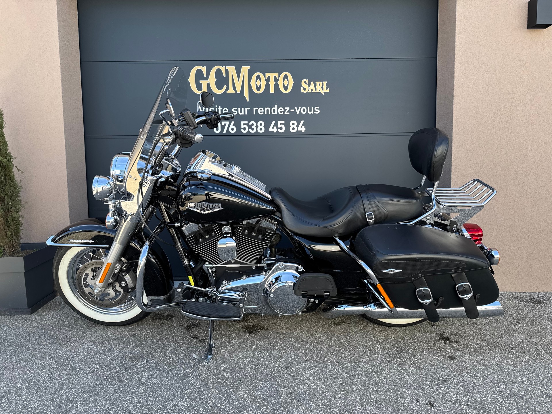 HARLEY-DAVIDSON FLHRC Road King Classic 103 ABS-image-2