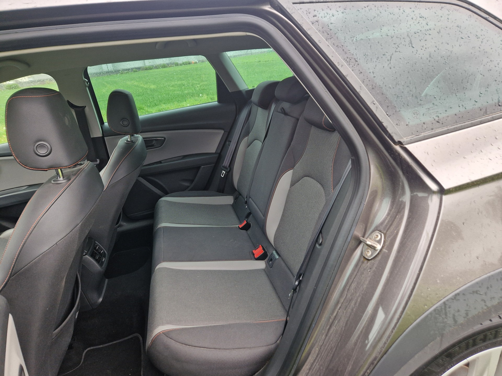 SEAT Leon ST 2.0 TDI X-Perience 4Drive DSG-image-6