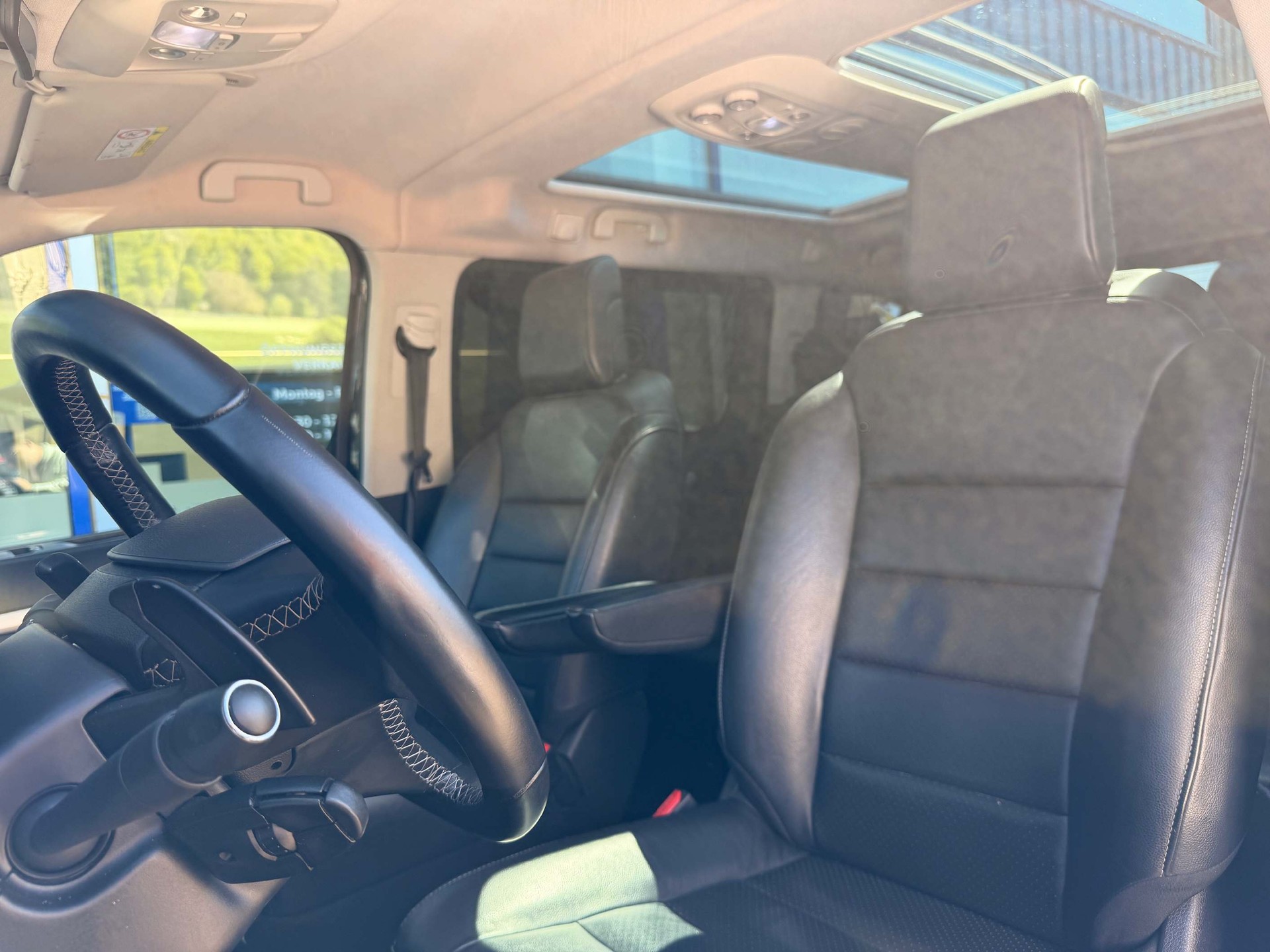 OPEL Zafira Life M 2.0 CDTI 177 Black Edition 2'300kg Anhängelast-image-7