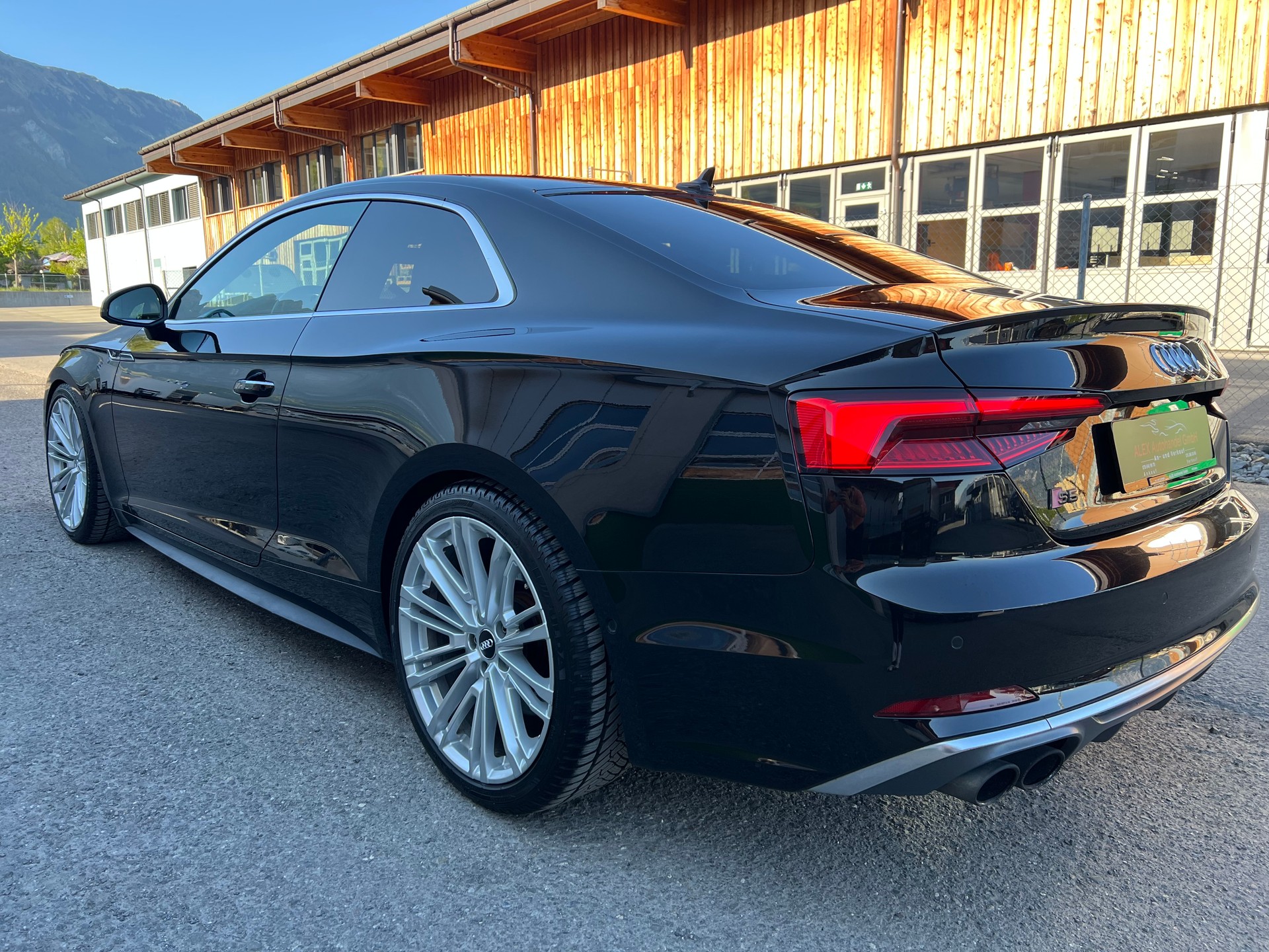 AUDI S5 Coupé 3.0 TFSI quattro tiptronic (CHF 322.25/Monat)-image-3
