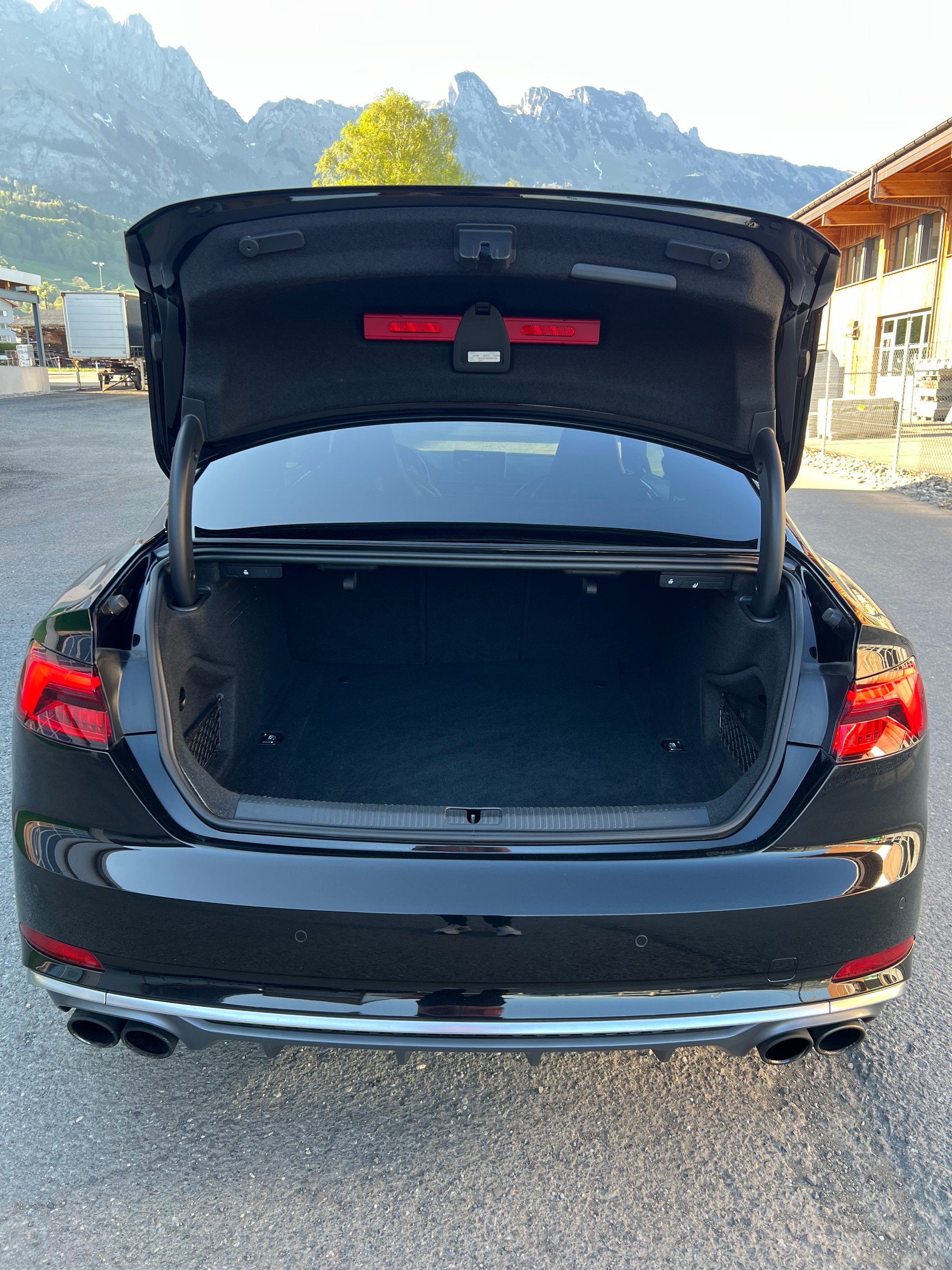 AUDI S5 Coupé 3.0 TFSI quattro tiptronic (CHF 322.25/Monat)-image-5
